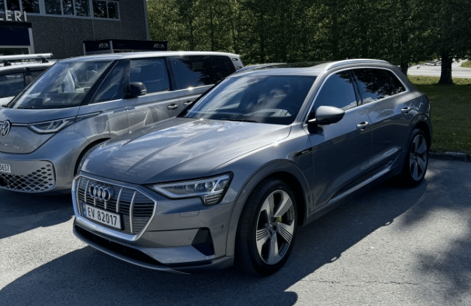 Audi e-tron Quattro Premium 55, 2019, Elektrisch, automatisch