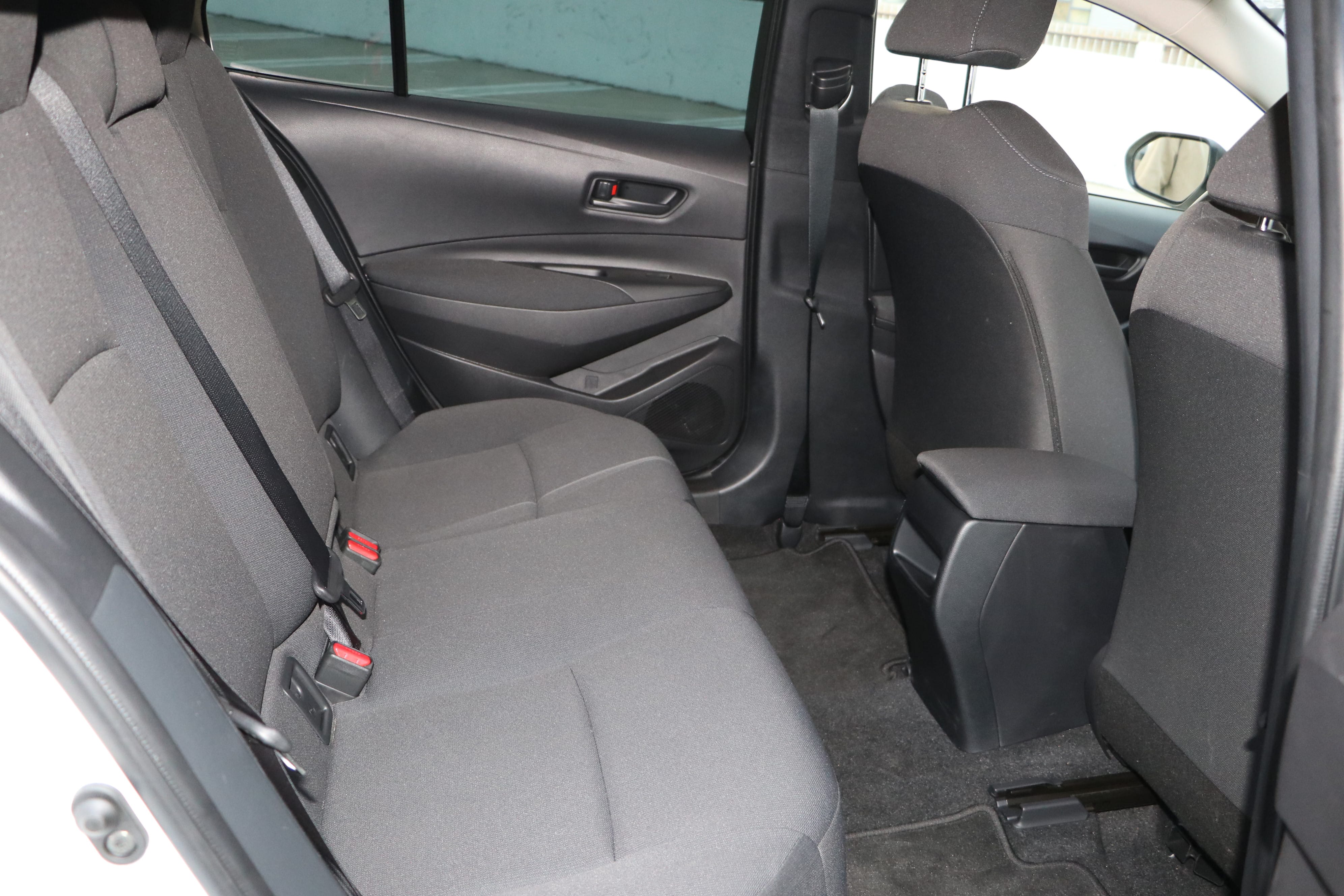Toyota Corolla LE with Audio / iPod input