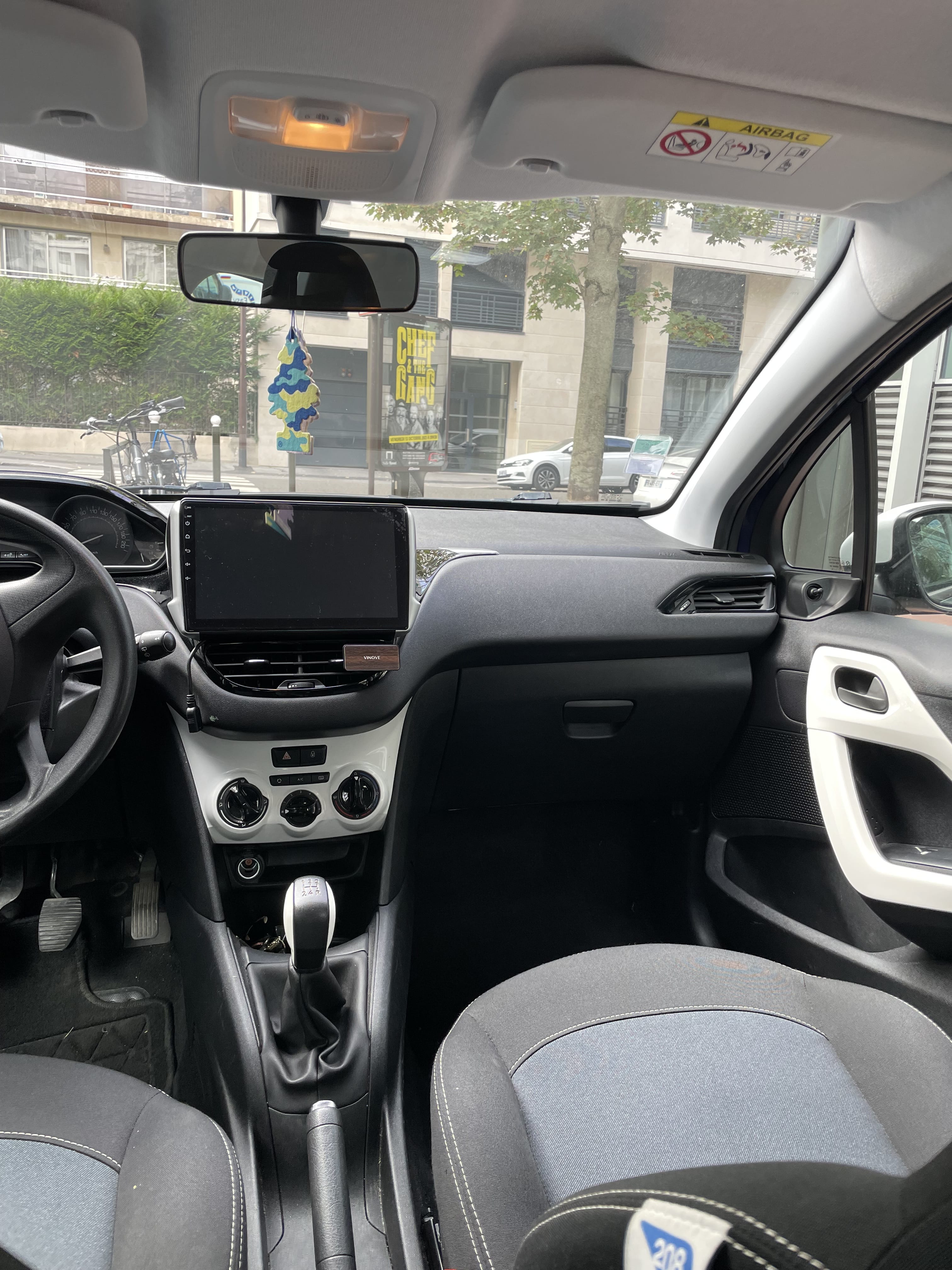 Peugeot 208 avec Android Auto
