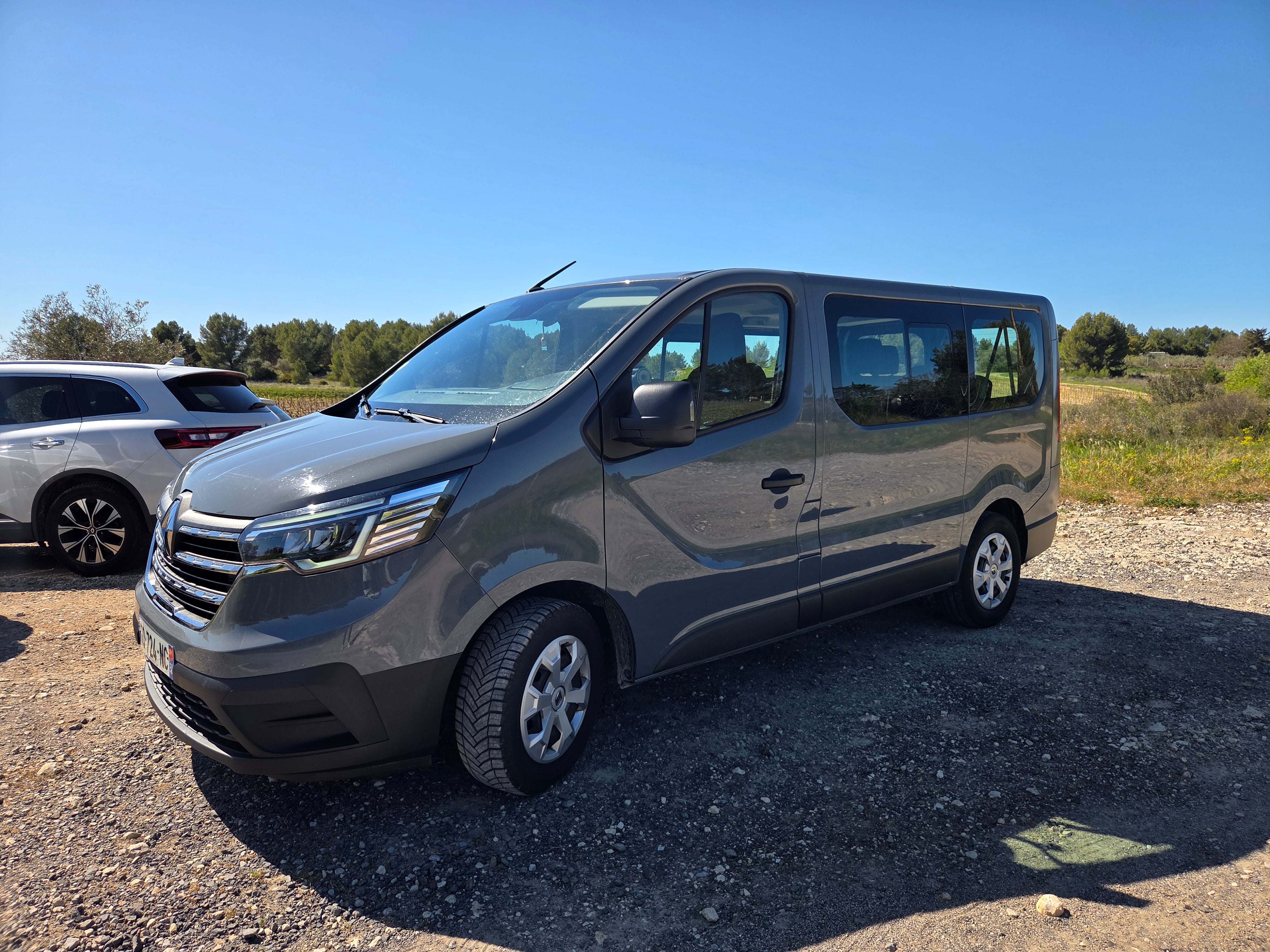Renault Trafic, 2023, Diesel, 8 places