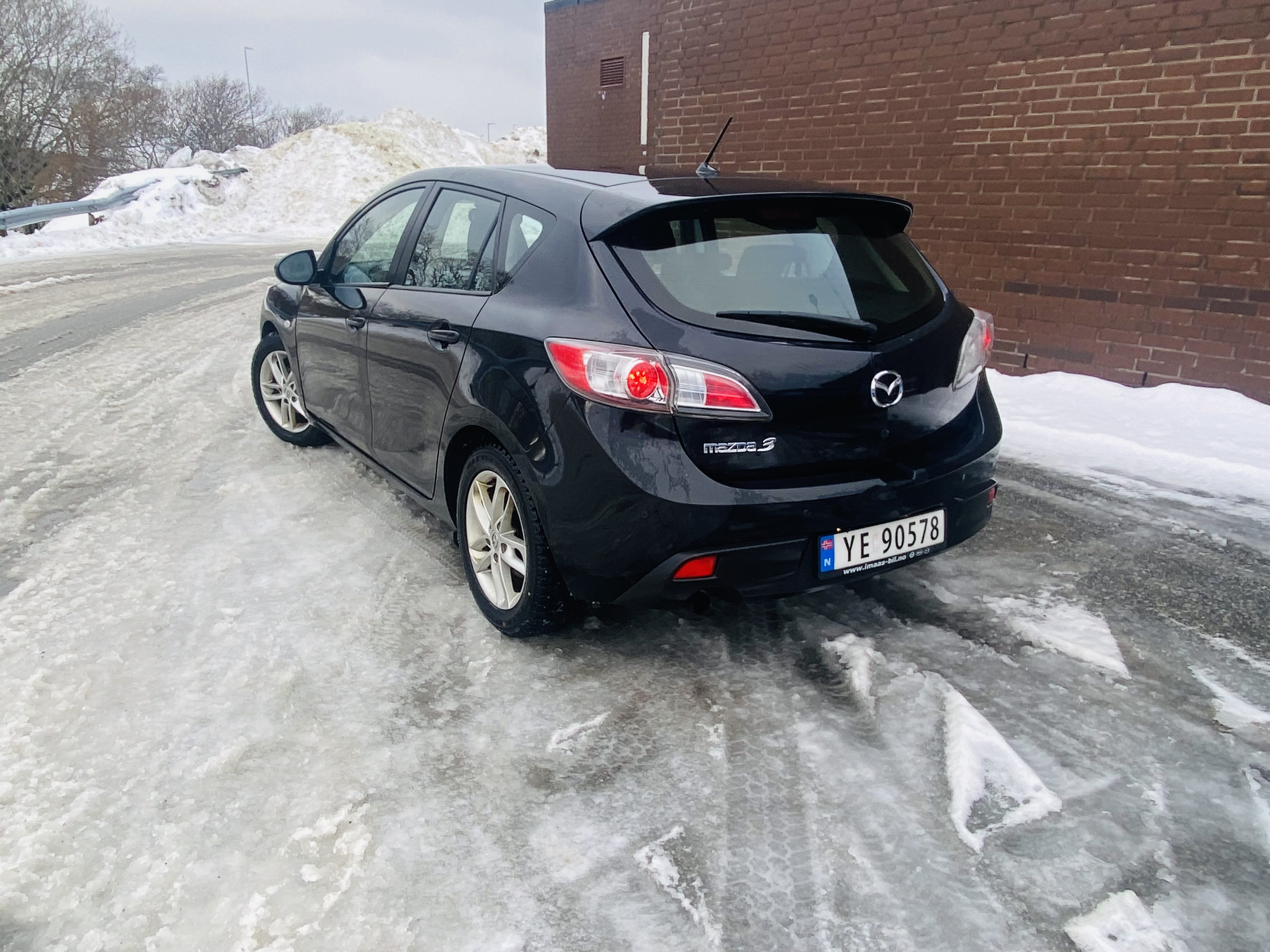 Mazda 3 med Cruisekontroll