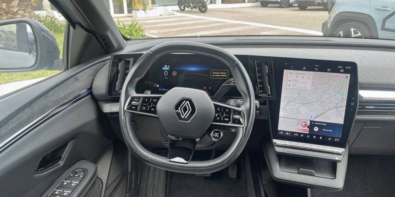Renault Mégane E-tech Électrique con GPS