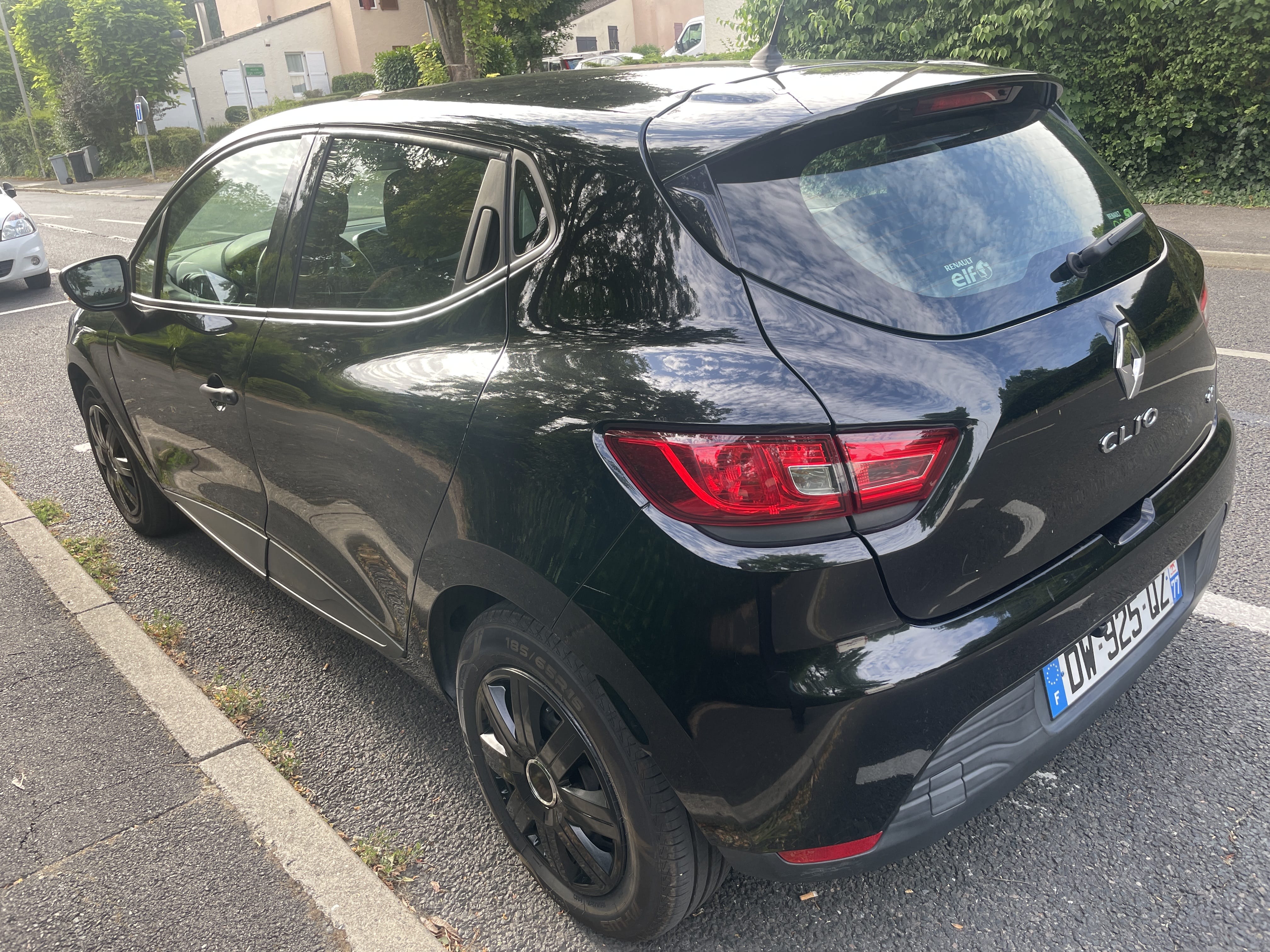 Renault Clio 1,6 business avec GPS