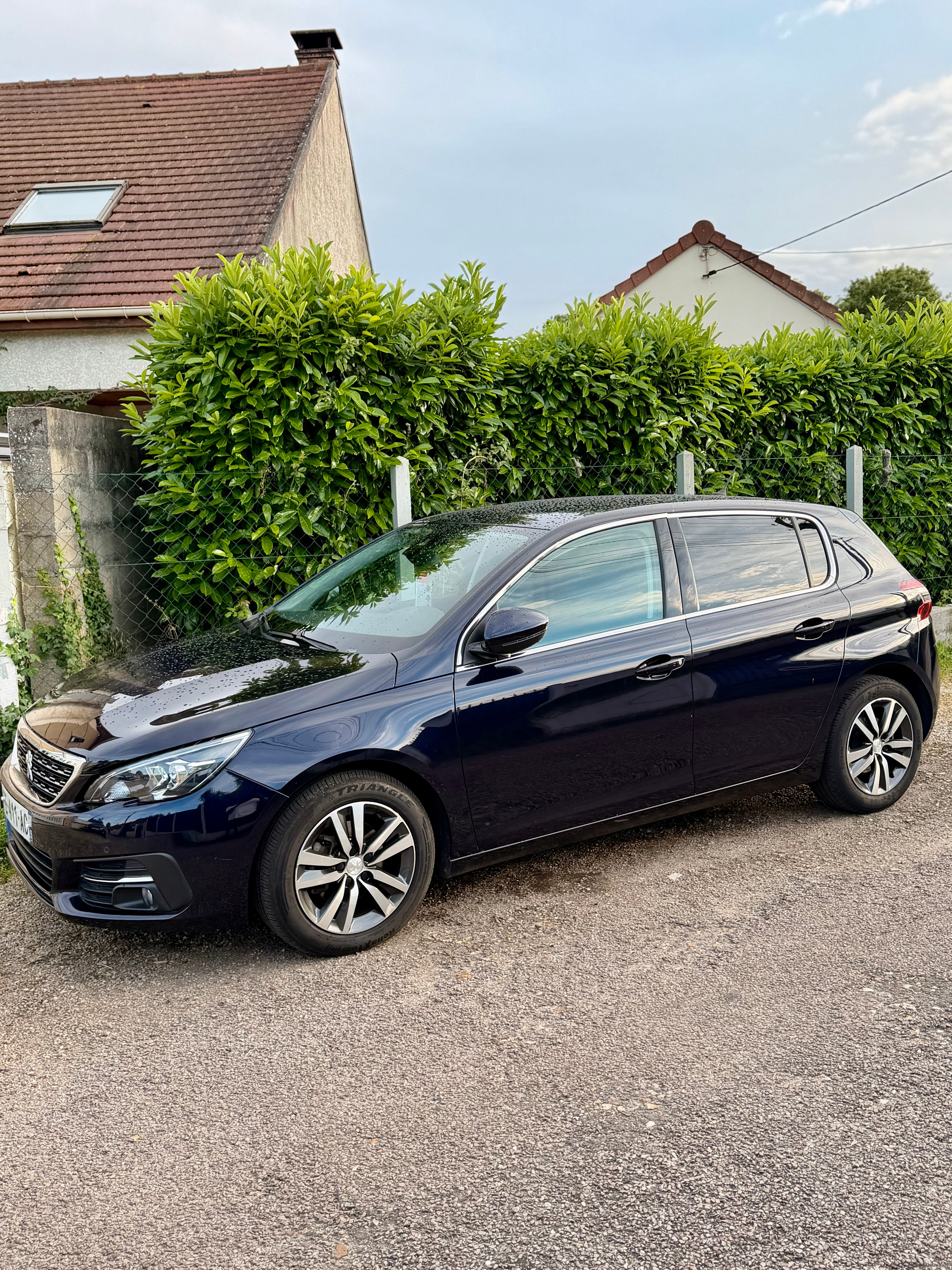 Peugeot 308 avec Climatisation