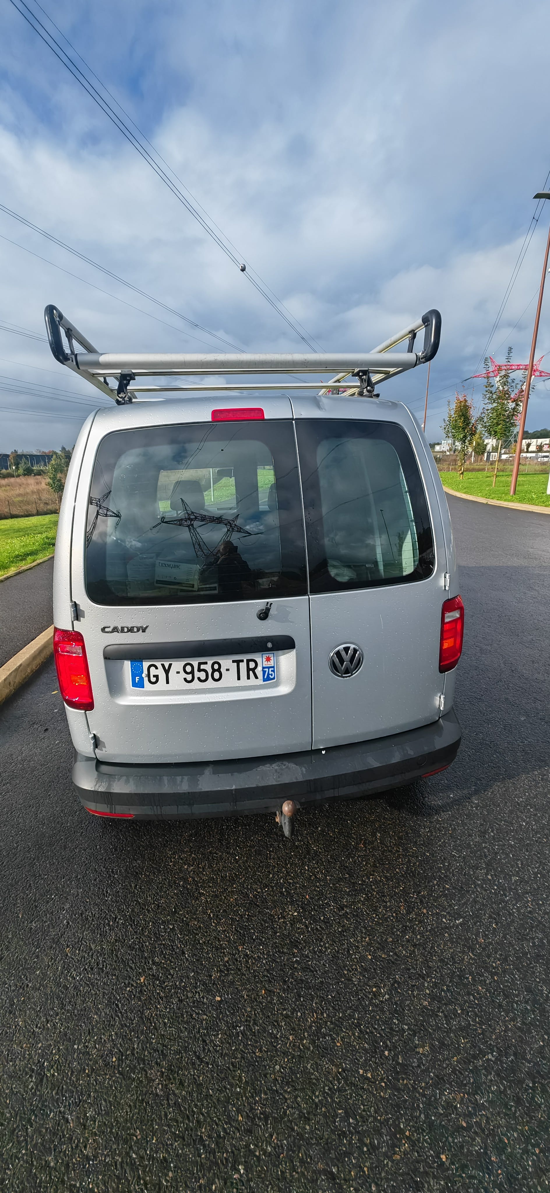 Volkswagen Caddy avec GPS
