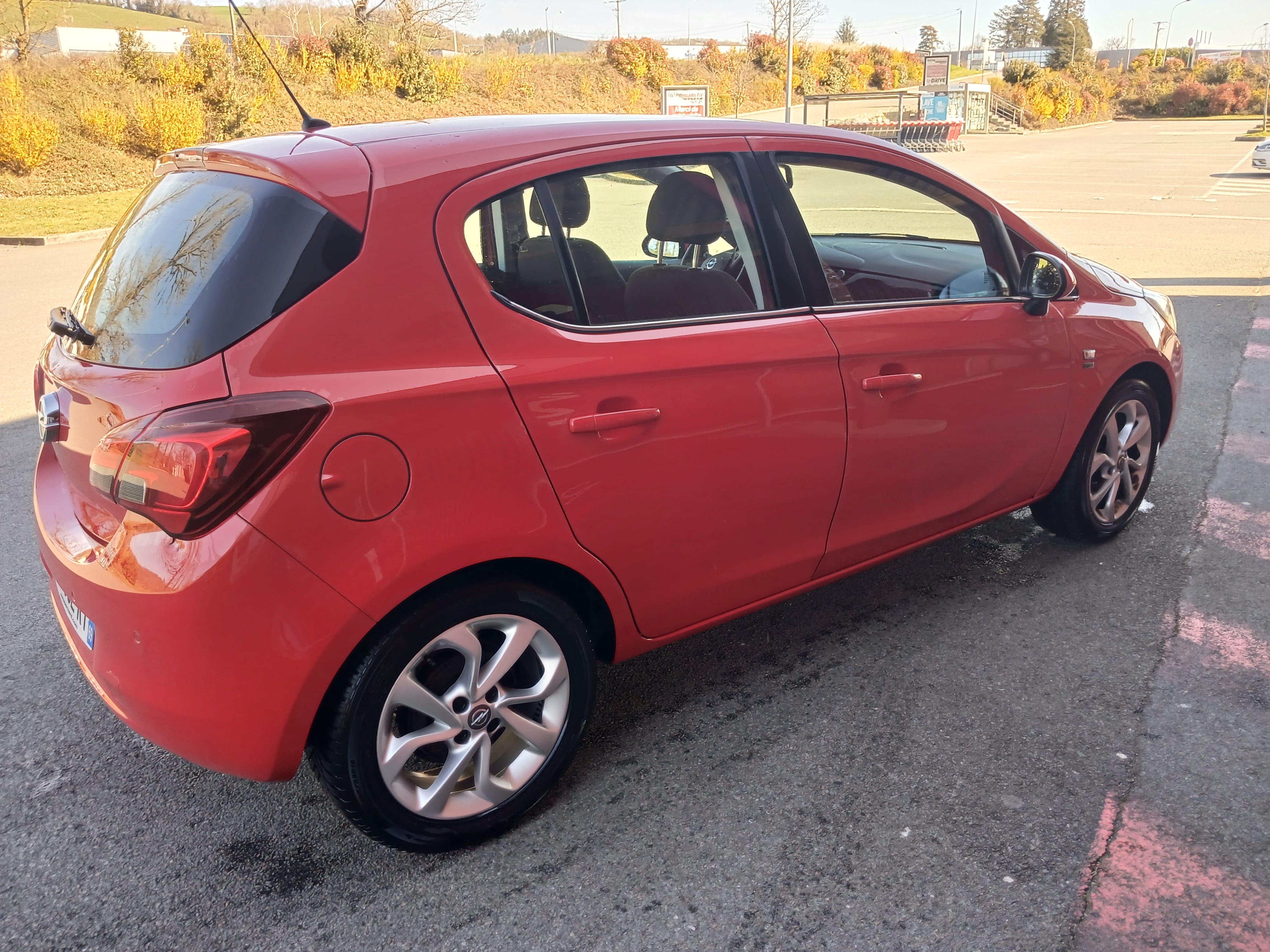 Opel Corsa avec Caméra de recul