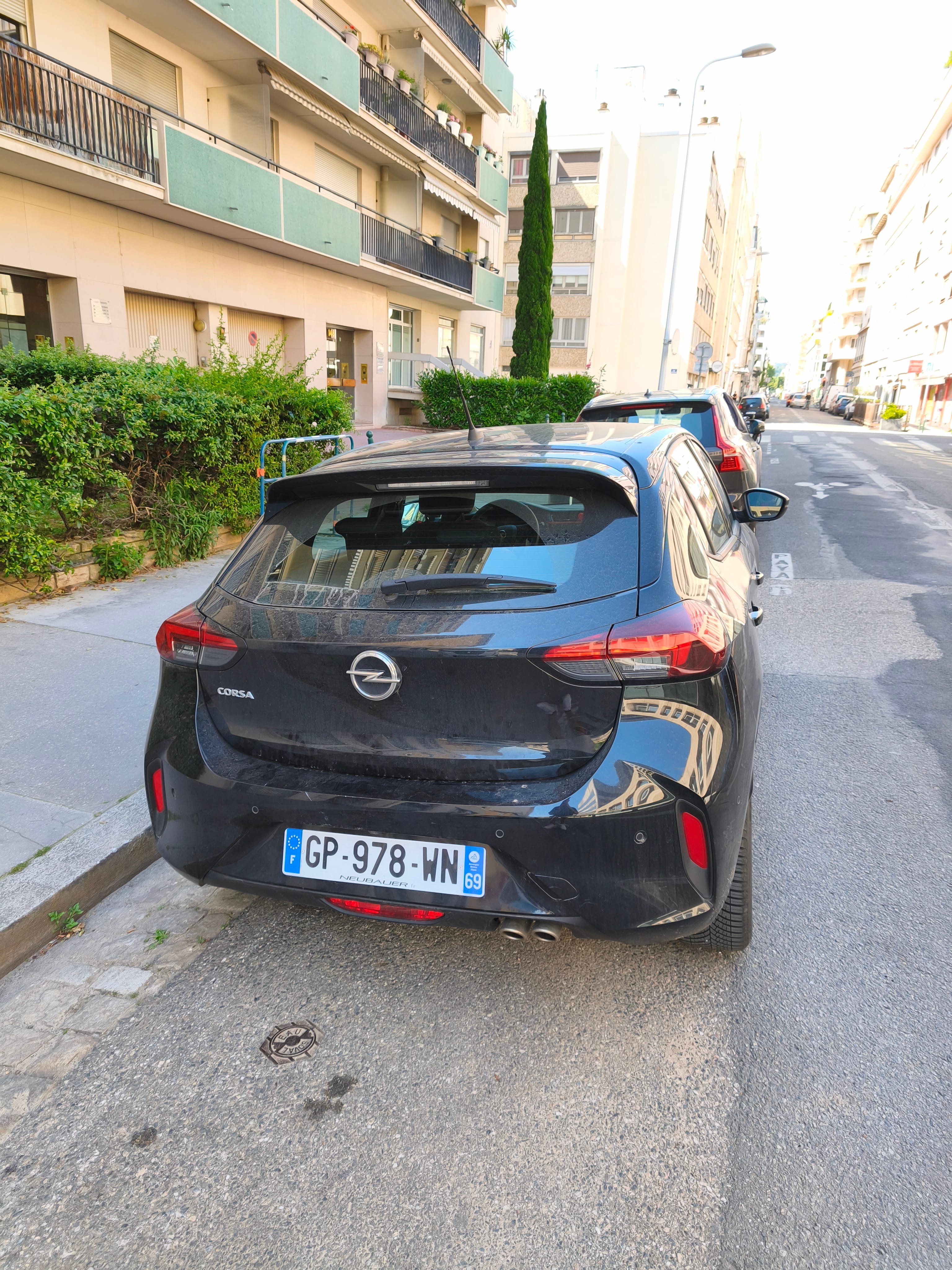 Opel Corsa avec Caméra de recul