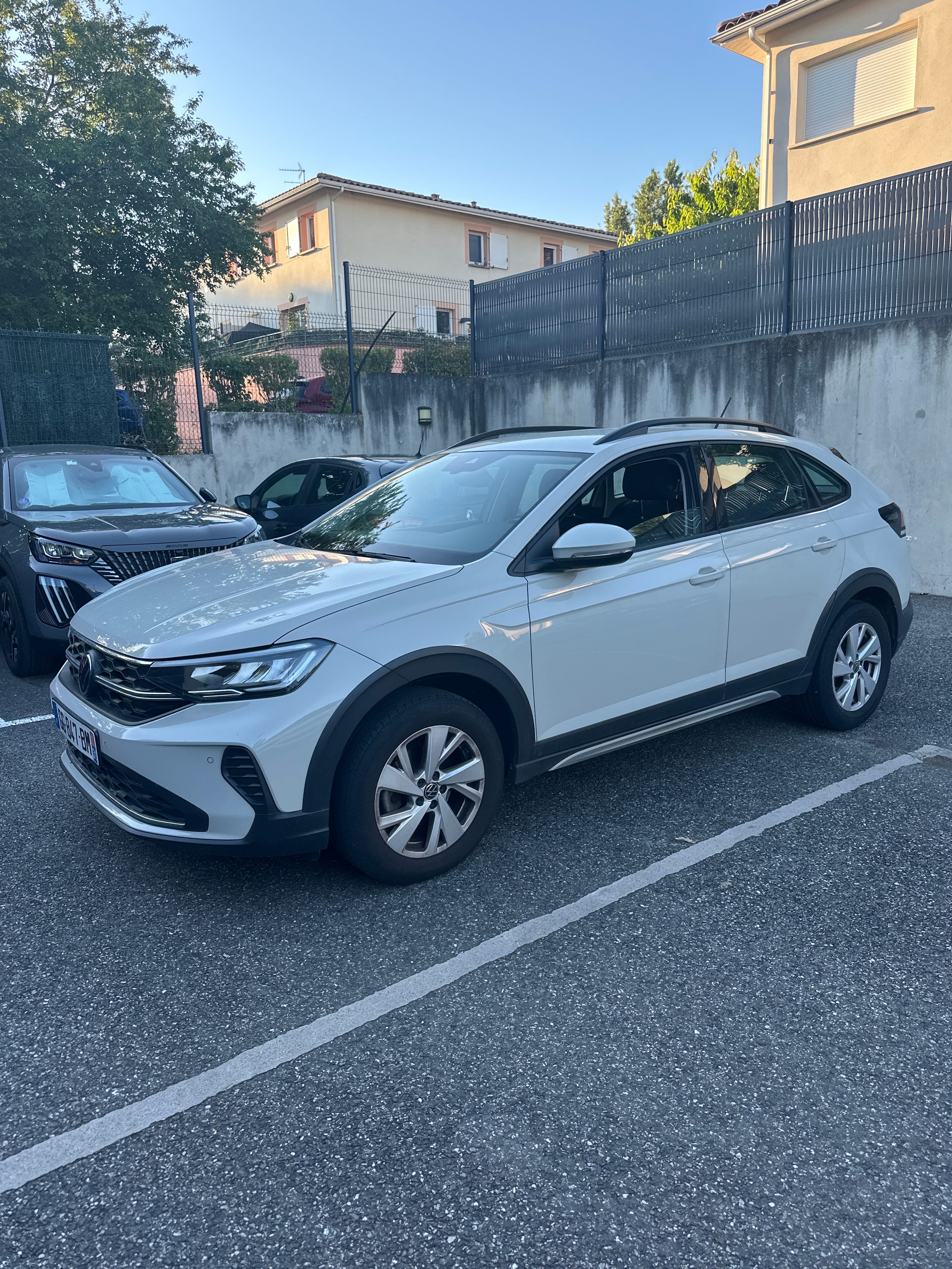 Volkswagen Taigo, 2022, Essence 95, automatisch