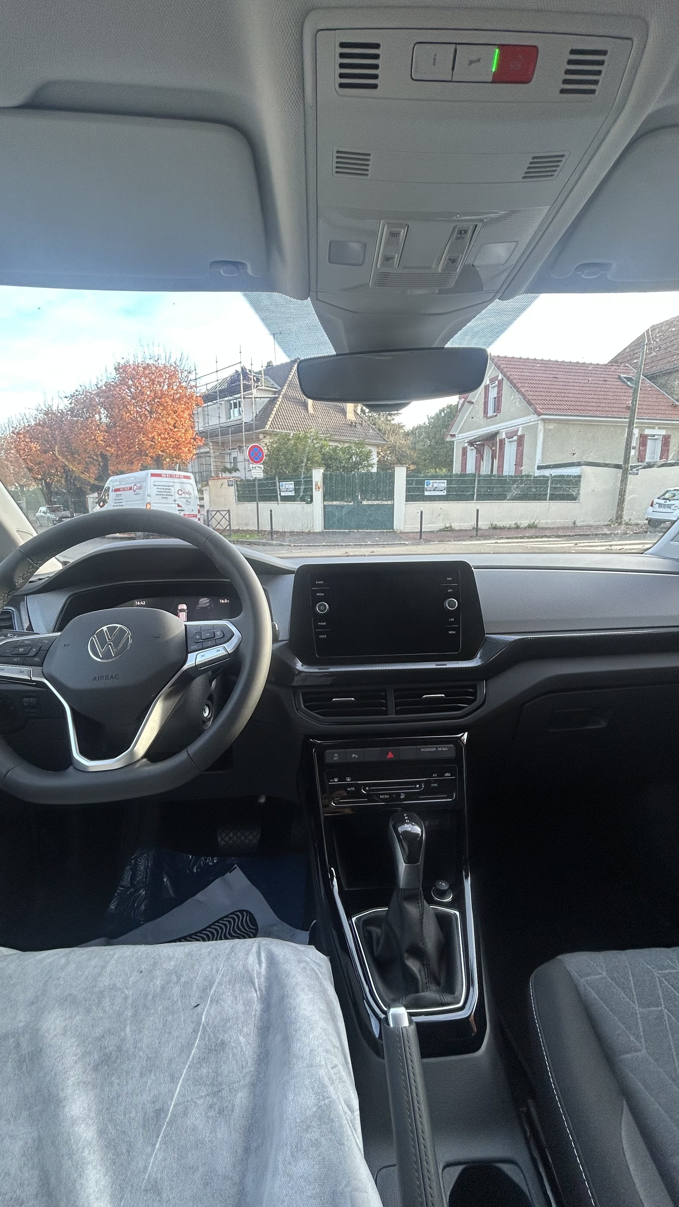 Volkswagen T-Cross avec GPS