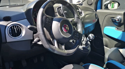 Fiat 500 USB - Bluetooth - GPS avec Apple CarPlay