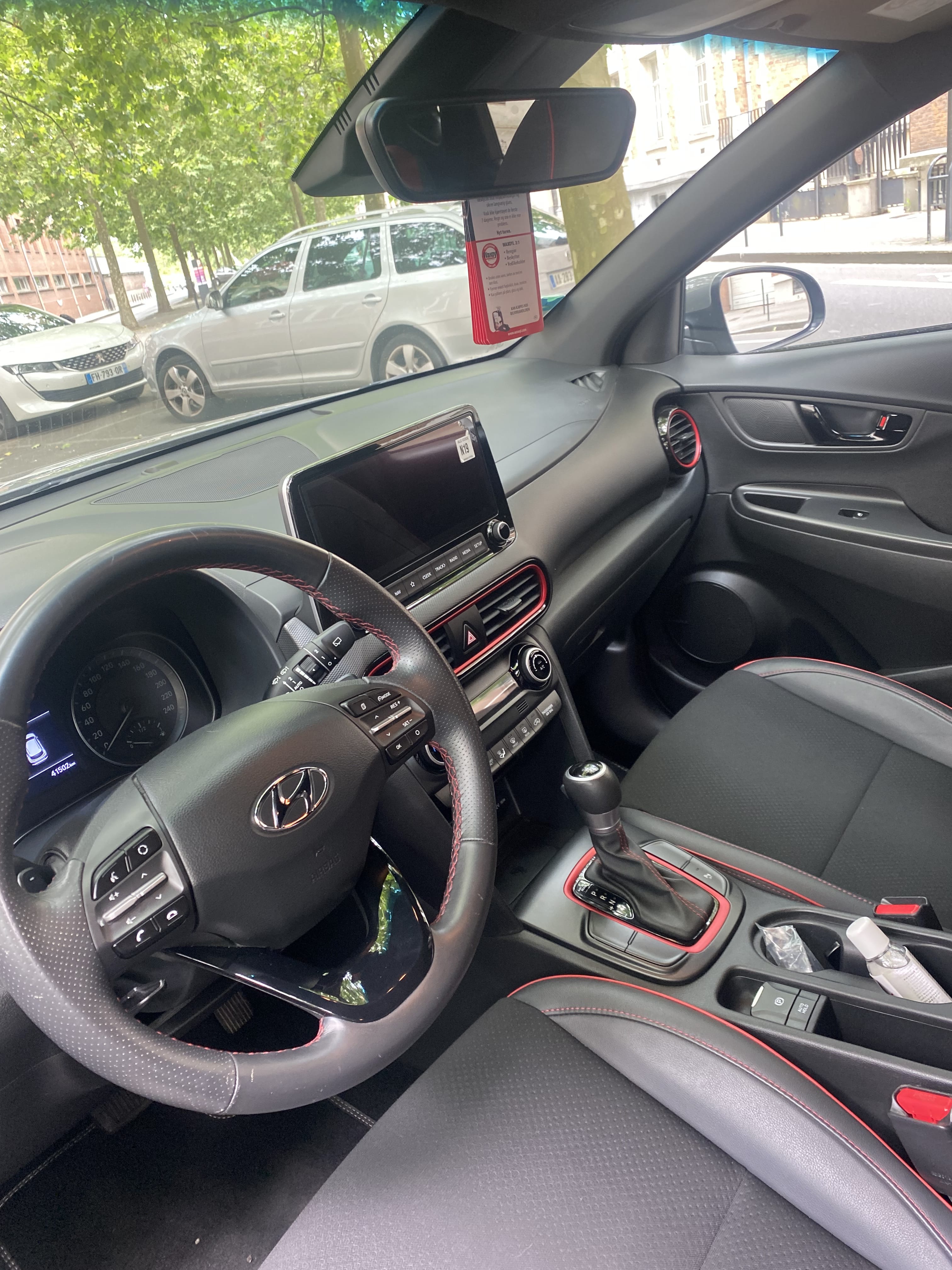 Hyundai Kona, 2020, Essence 95 / Électrique (hybride), automatique