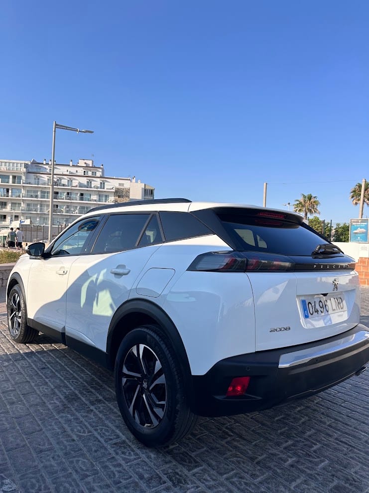 Peugeot 2008 con Cámara de marcha atrás