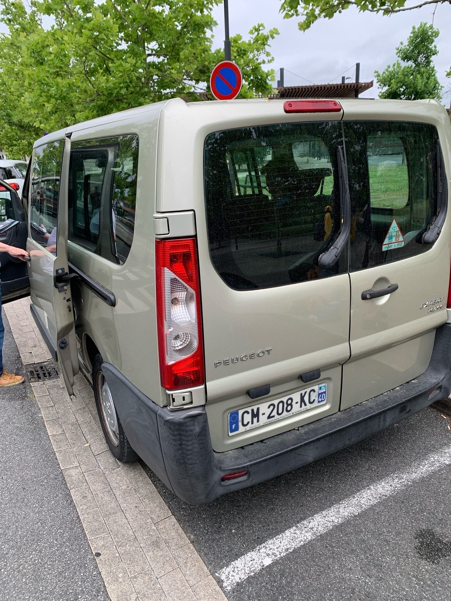 Peugeot Expert Tepee long avec Climatisation