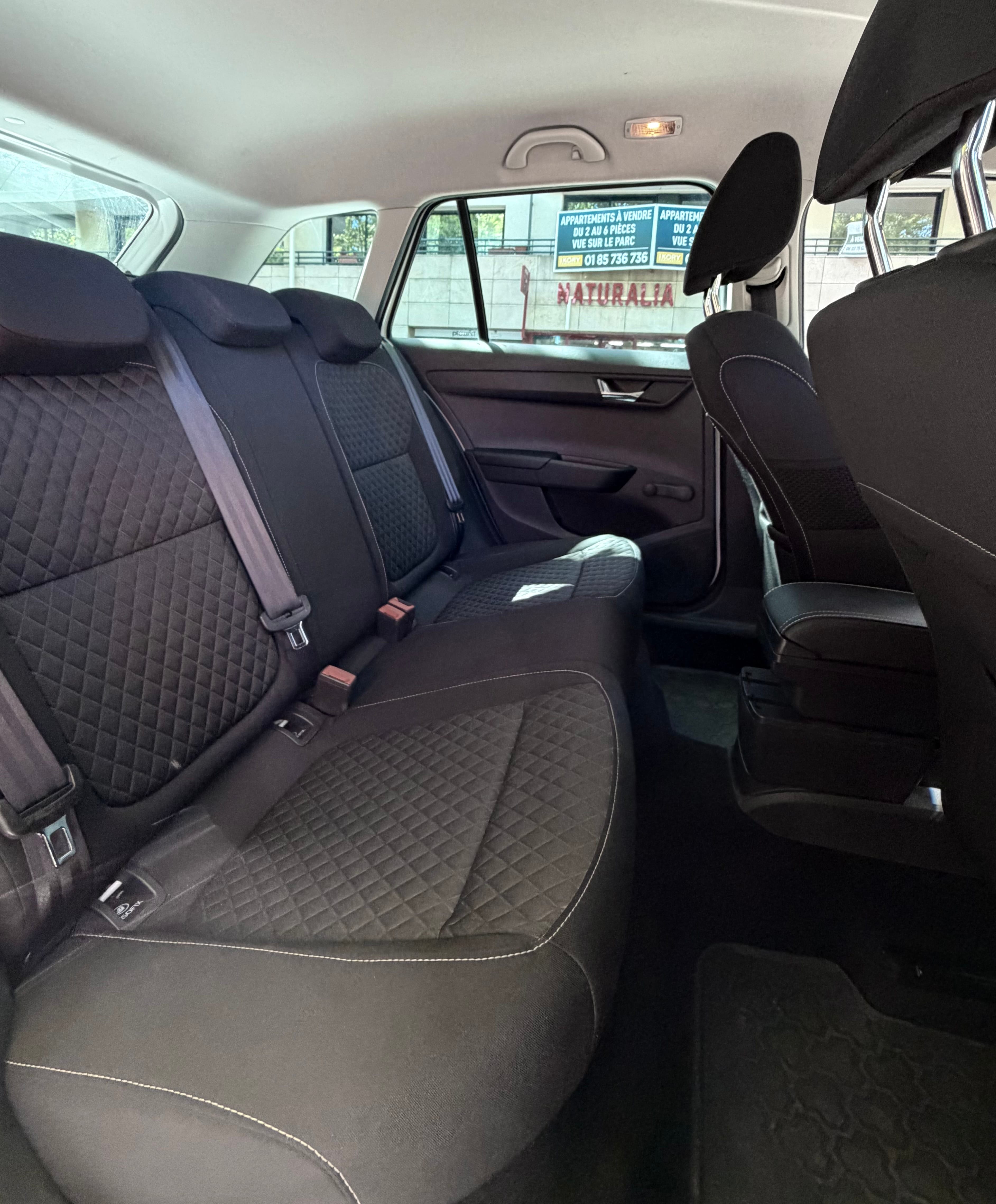 Skoda Fabia Combi Break avec Autoradio