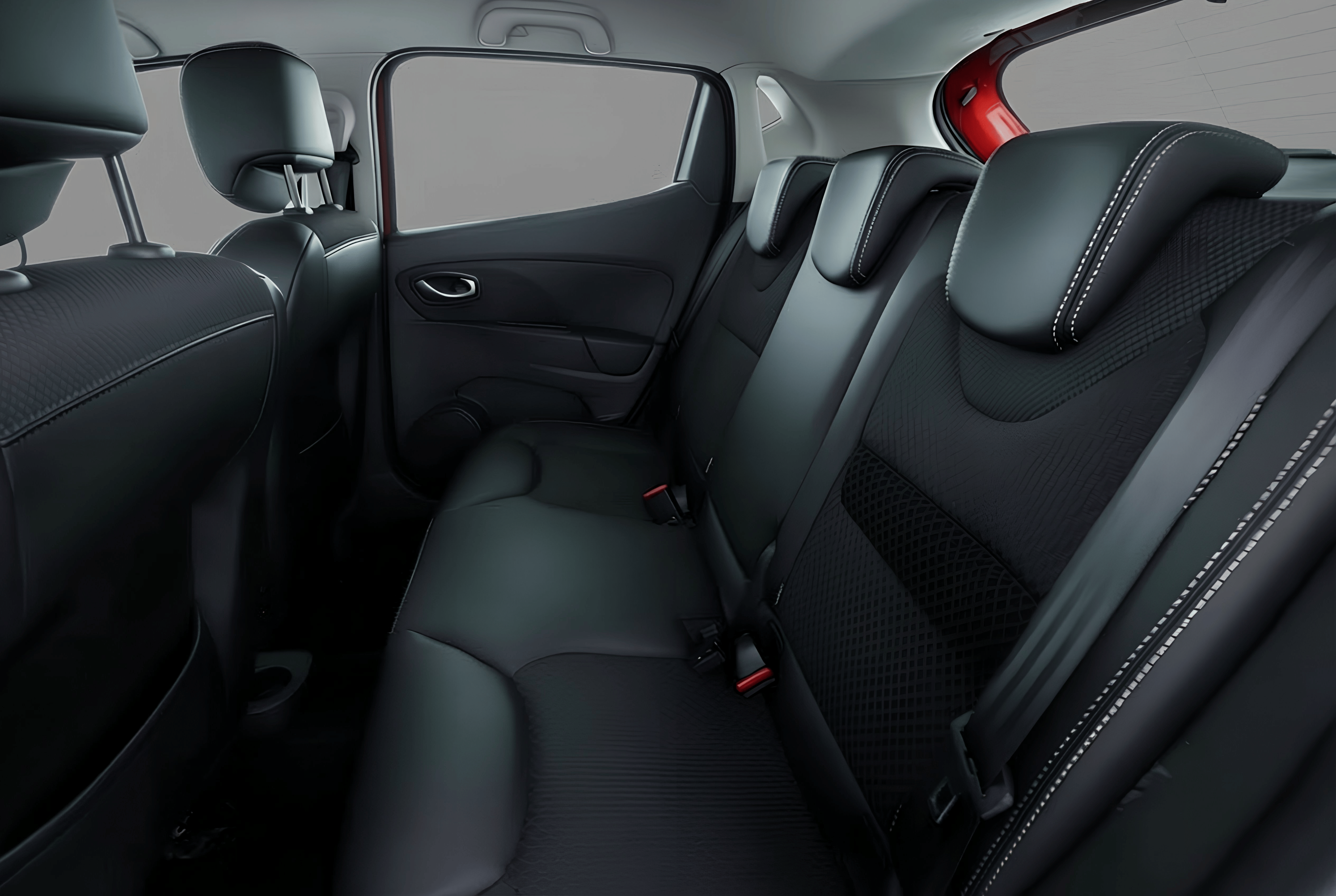 Renault Clio Renault Clio IV 0.9 TCe Energy Intens 90cv radar de recul avec Chaines