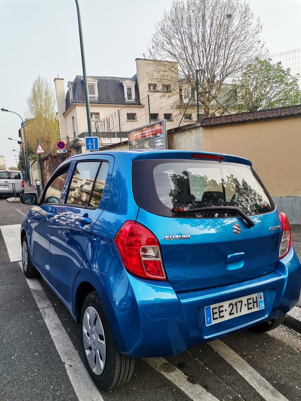 Suzuki Celerio avec Siège bébé
