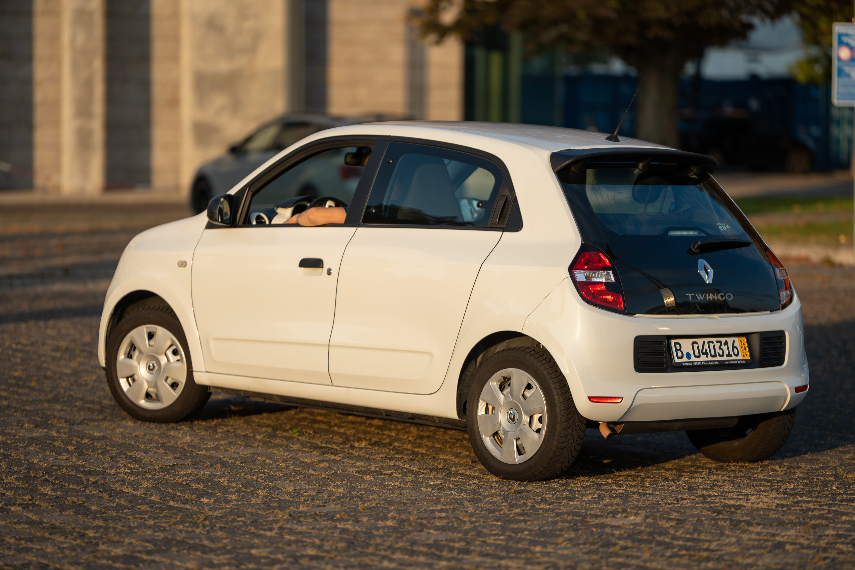 Renault Twingo III with Bluetooth audio