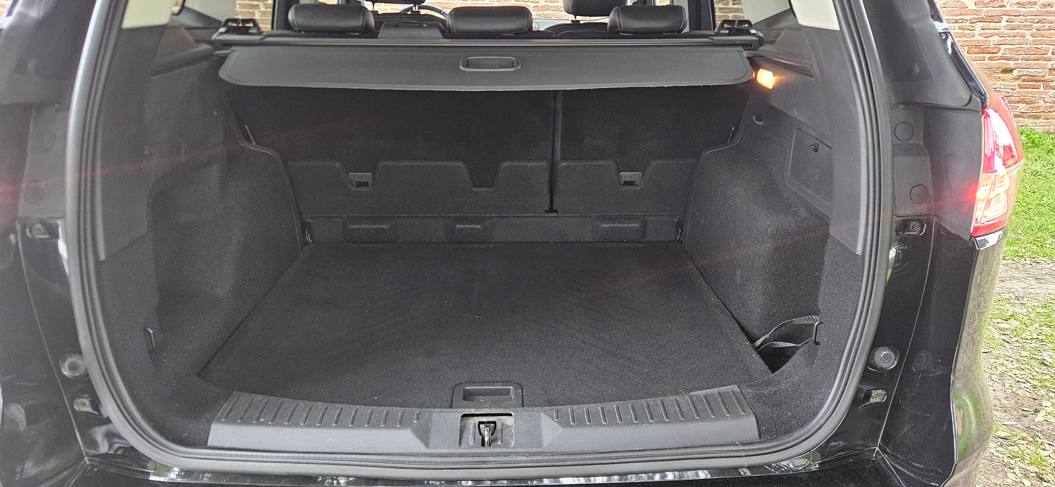 Ford Kuga 2.0 TDCI 163CV avec Quatre roues motrices