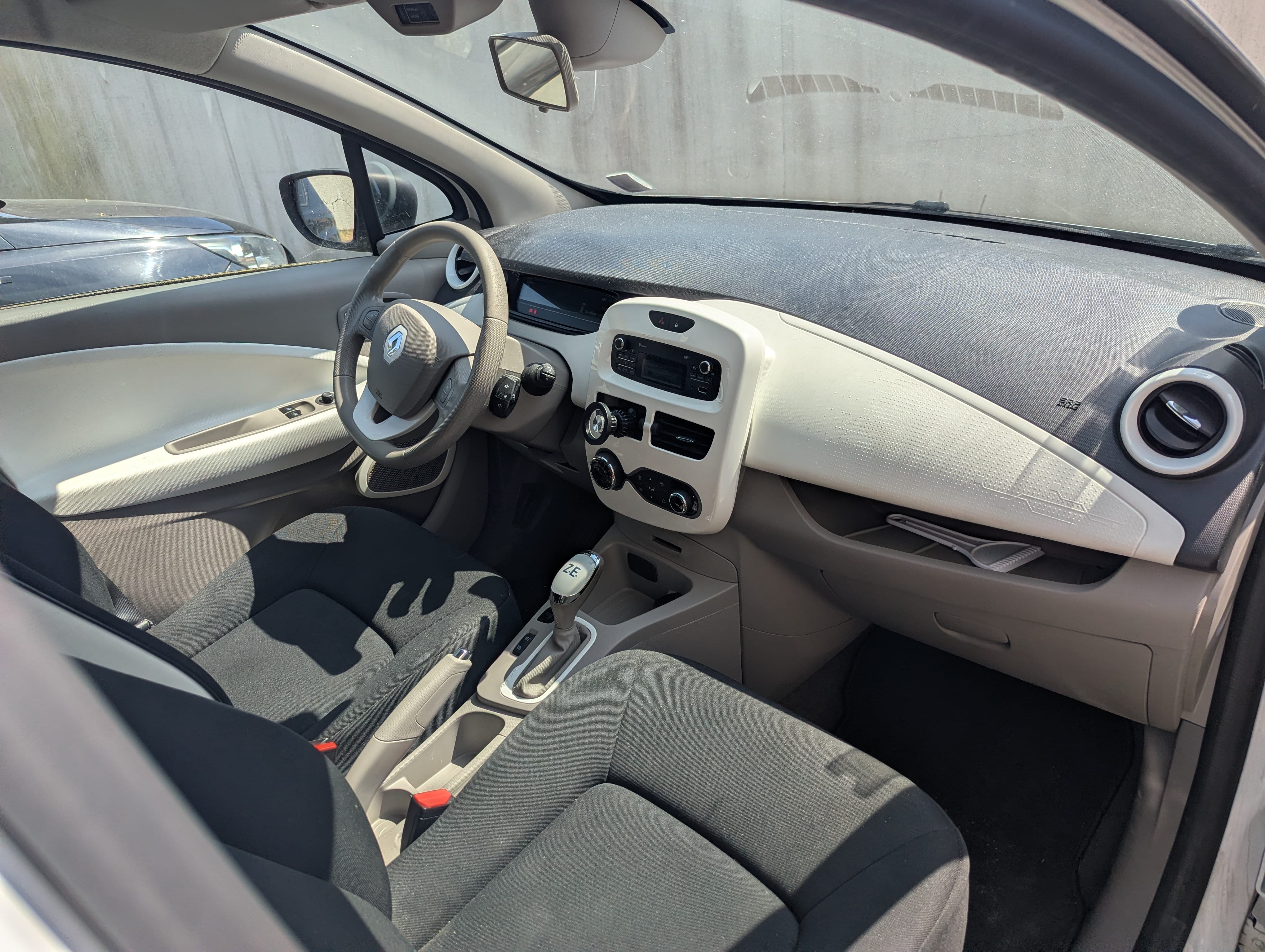 Renault ZOE avec Siège bébé