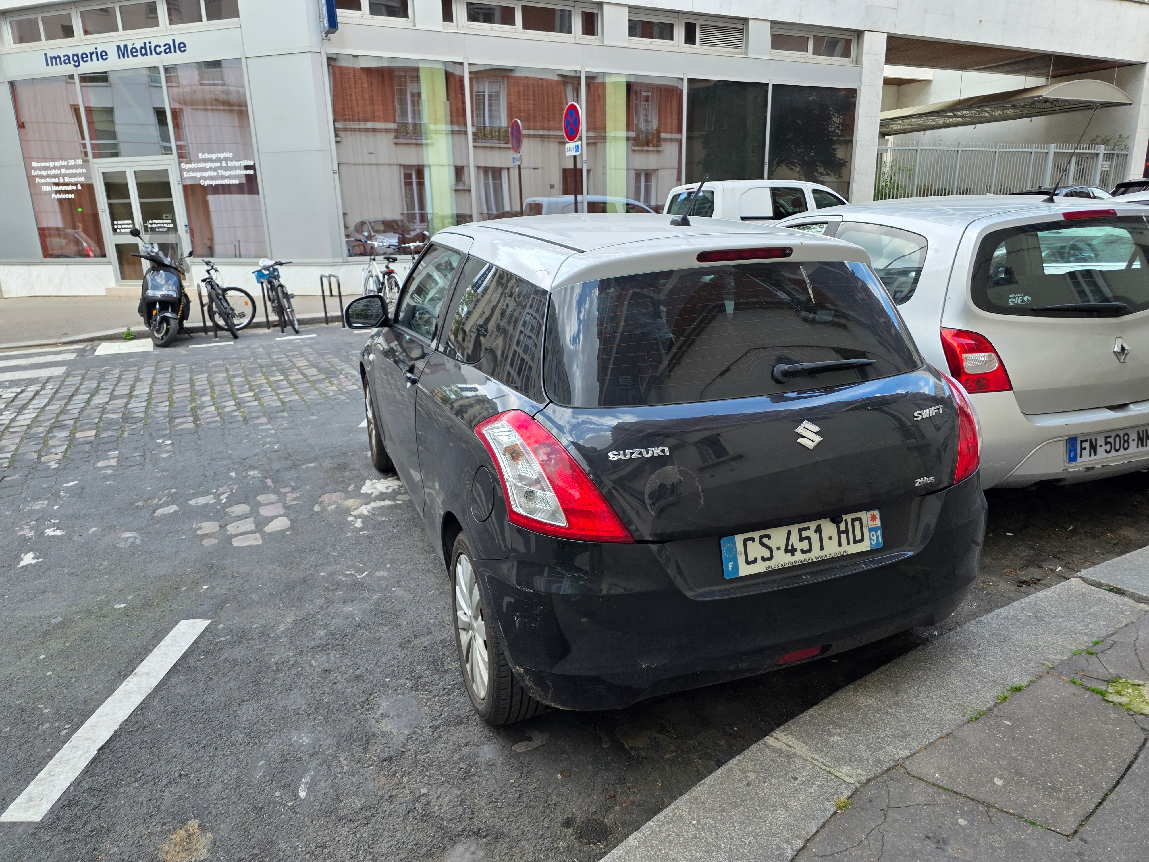 Suzuki Swift avec Caméra de recul