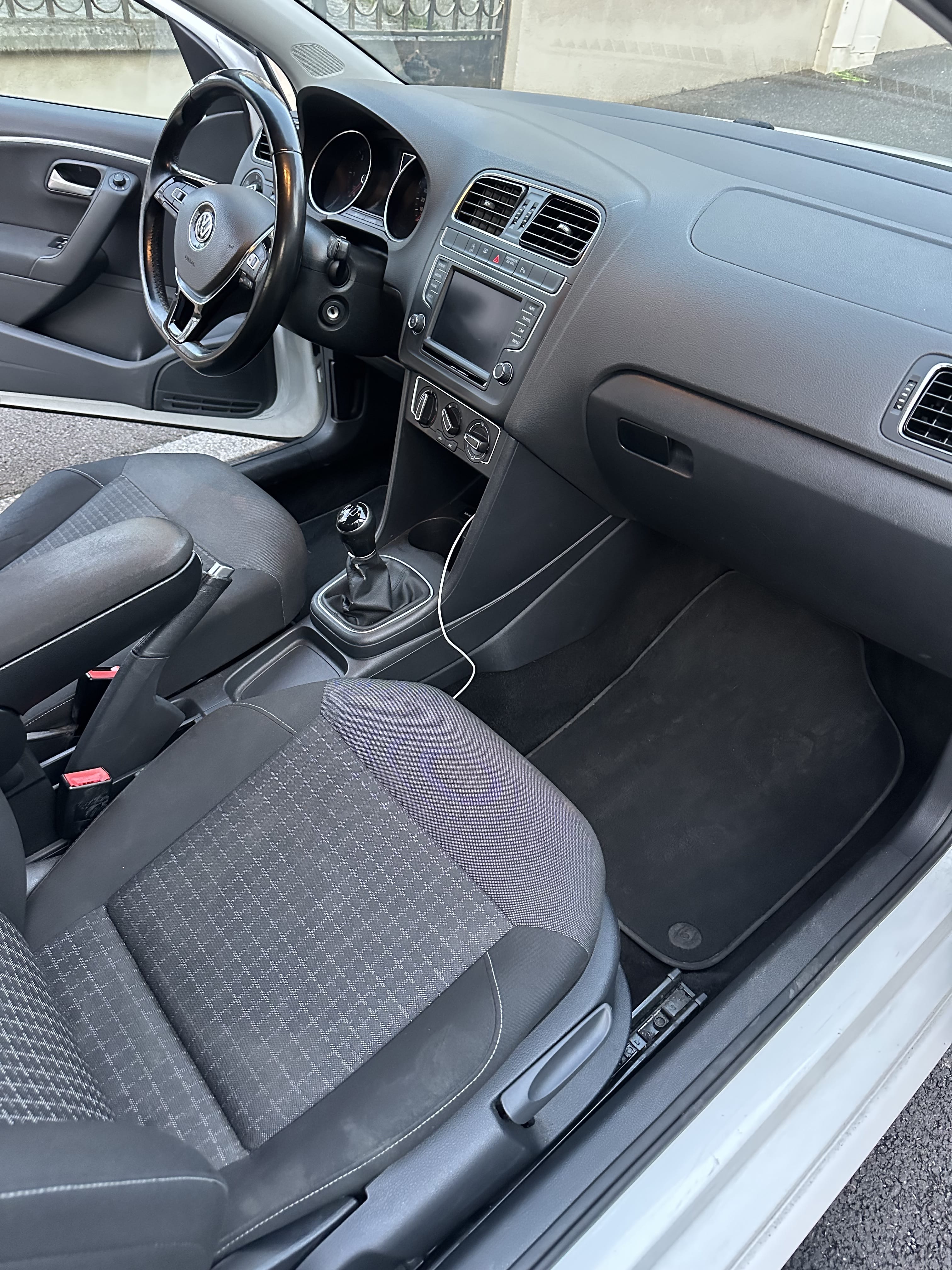 Volkswagen Polo 1.4 TDi 90ch avec Audio Bluetooth