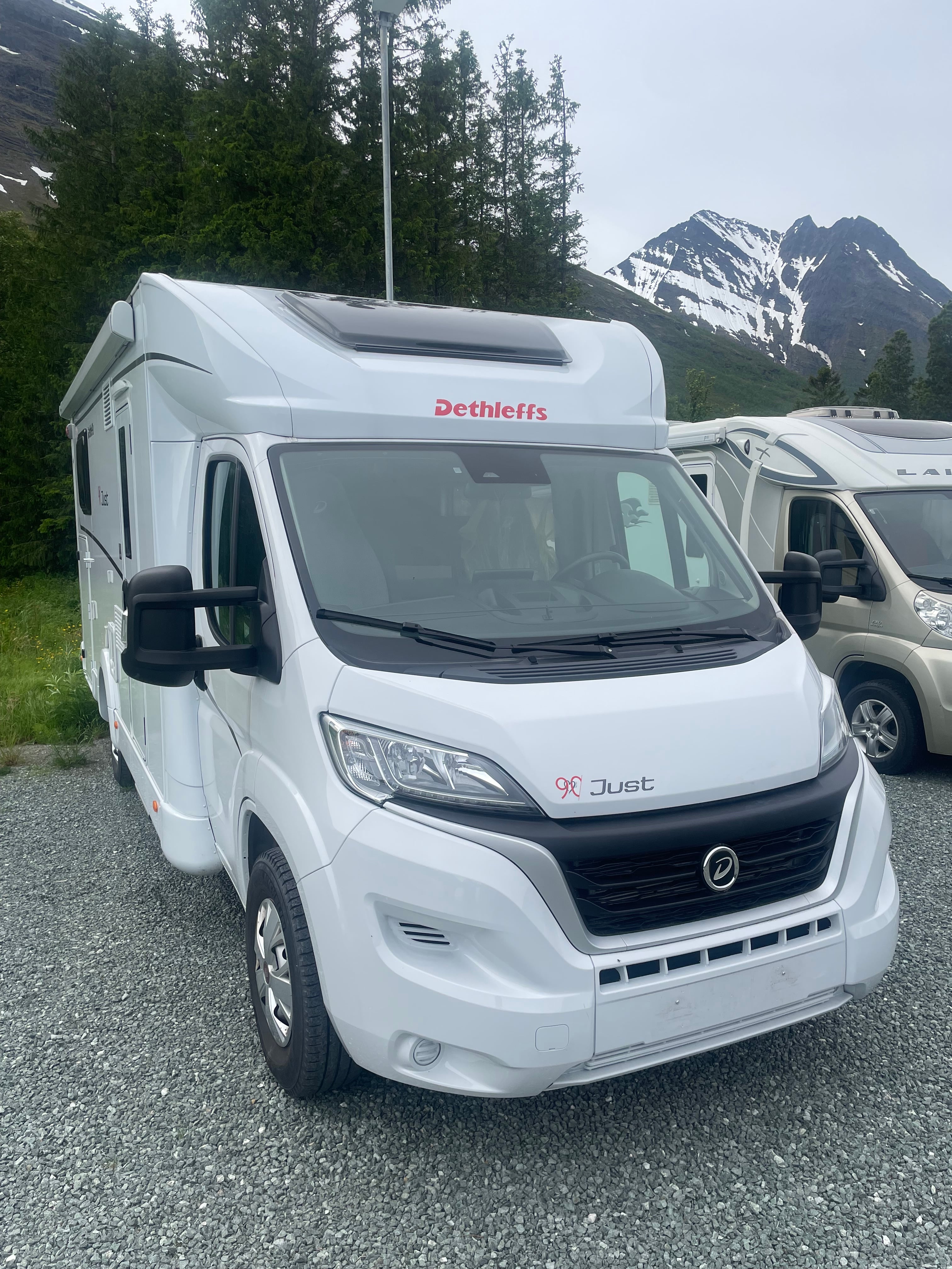 Dethleffs Just T 7052 DBM, 2023, Diesel, automatisk