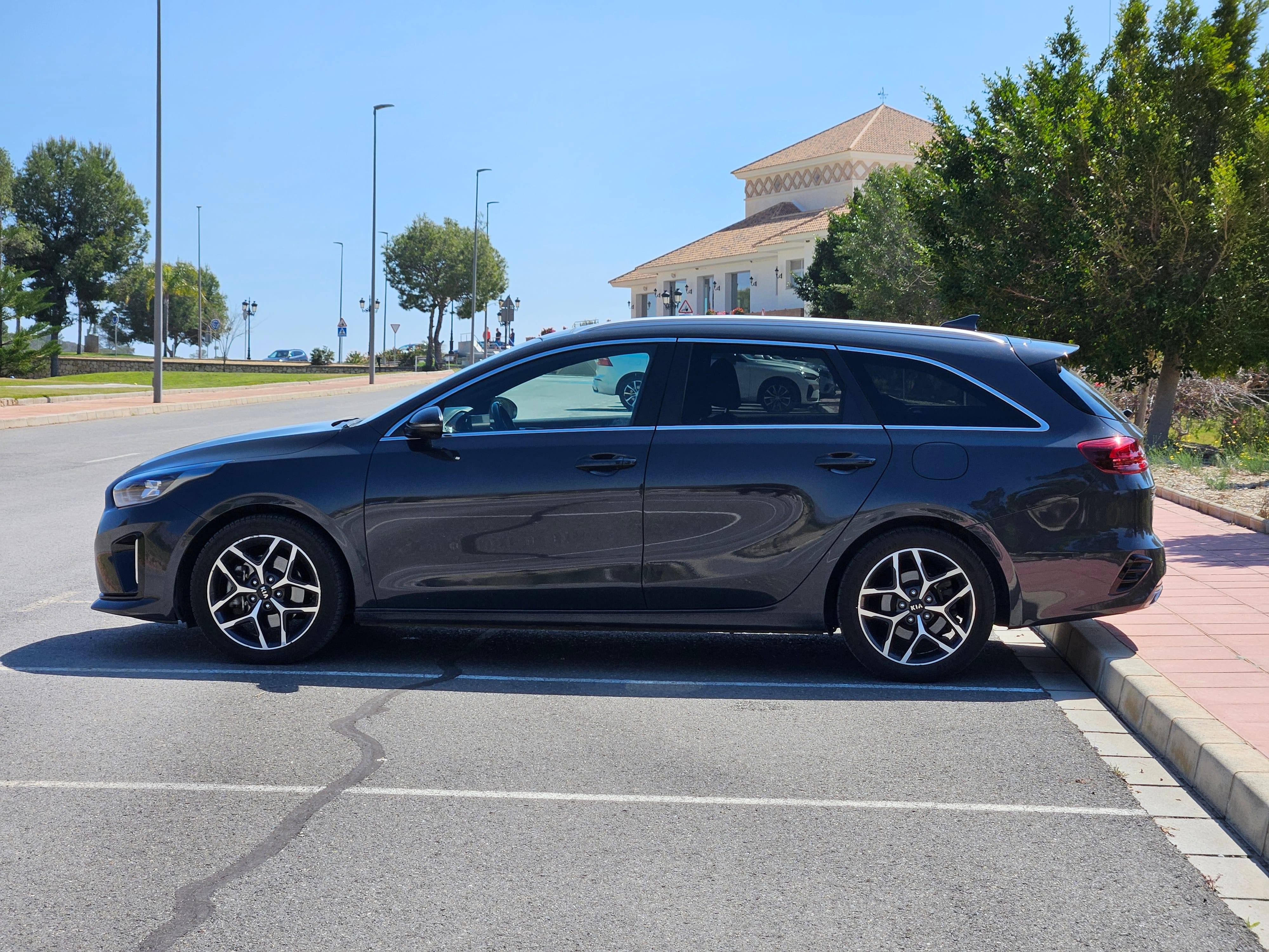 Kia Cee'd SW con Aire acondicionado