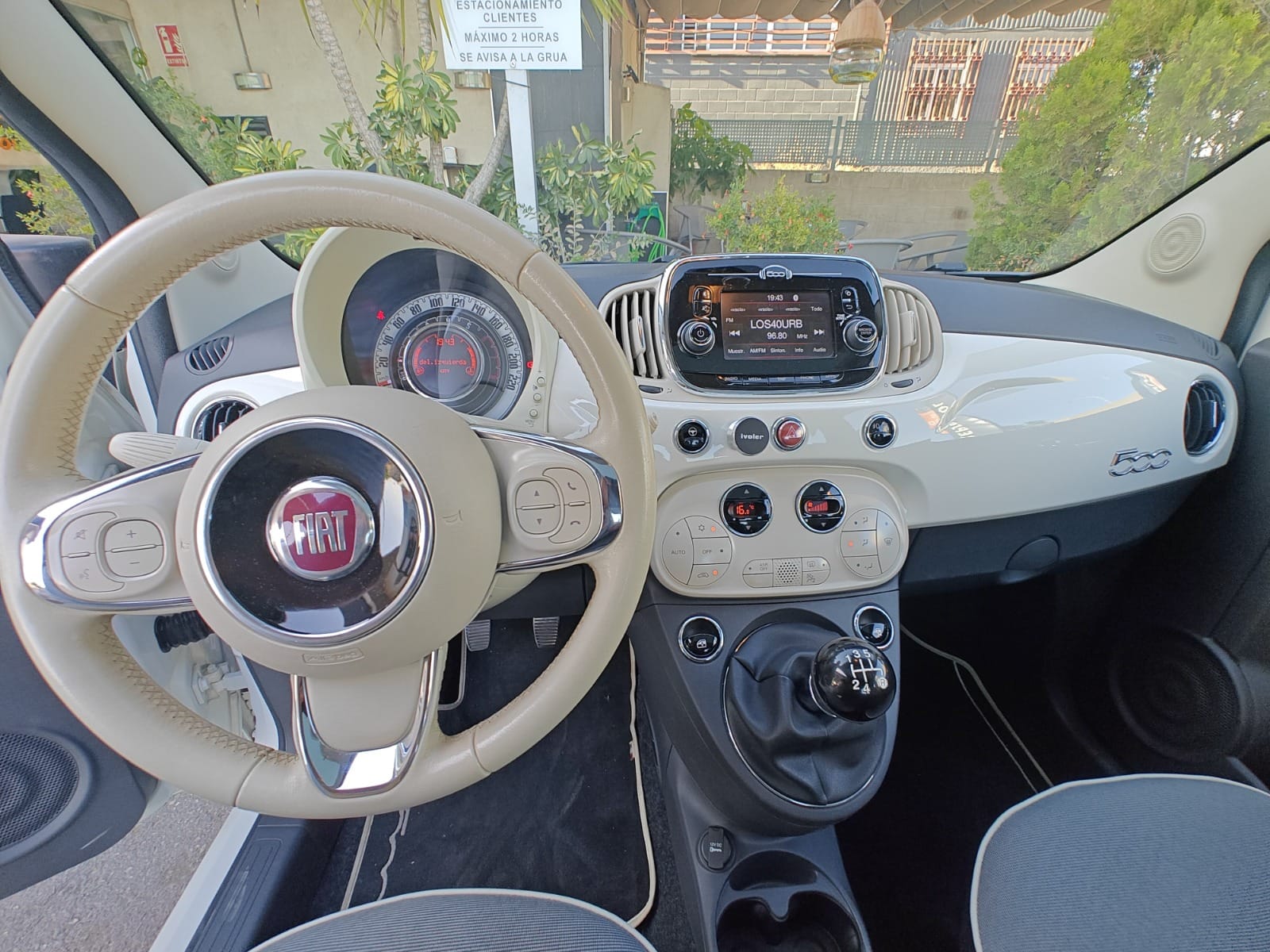 Fiat 500 with Bluetooth audio