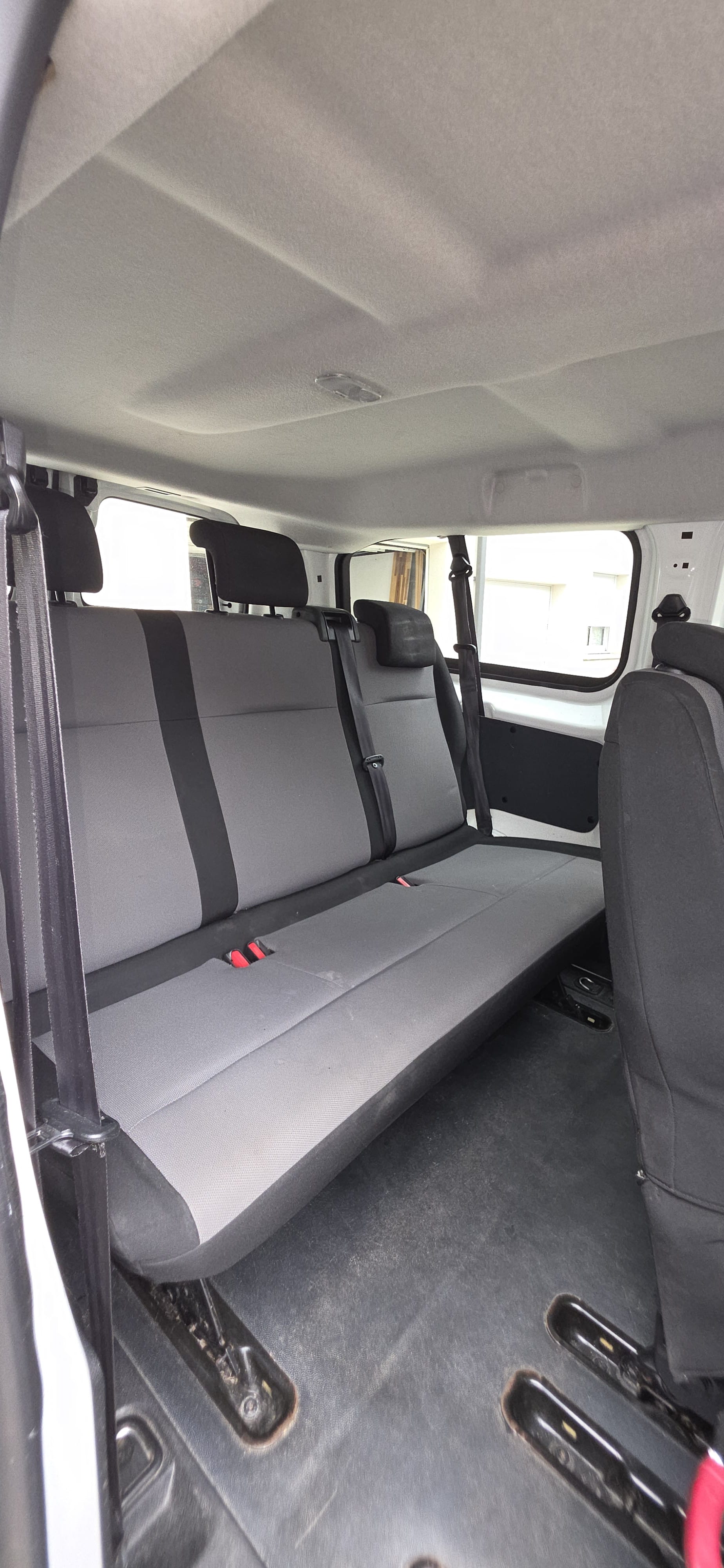 Peugeot Traveller avec Audio Bluetooth