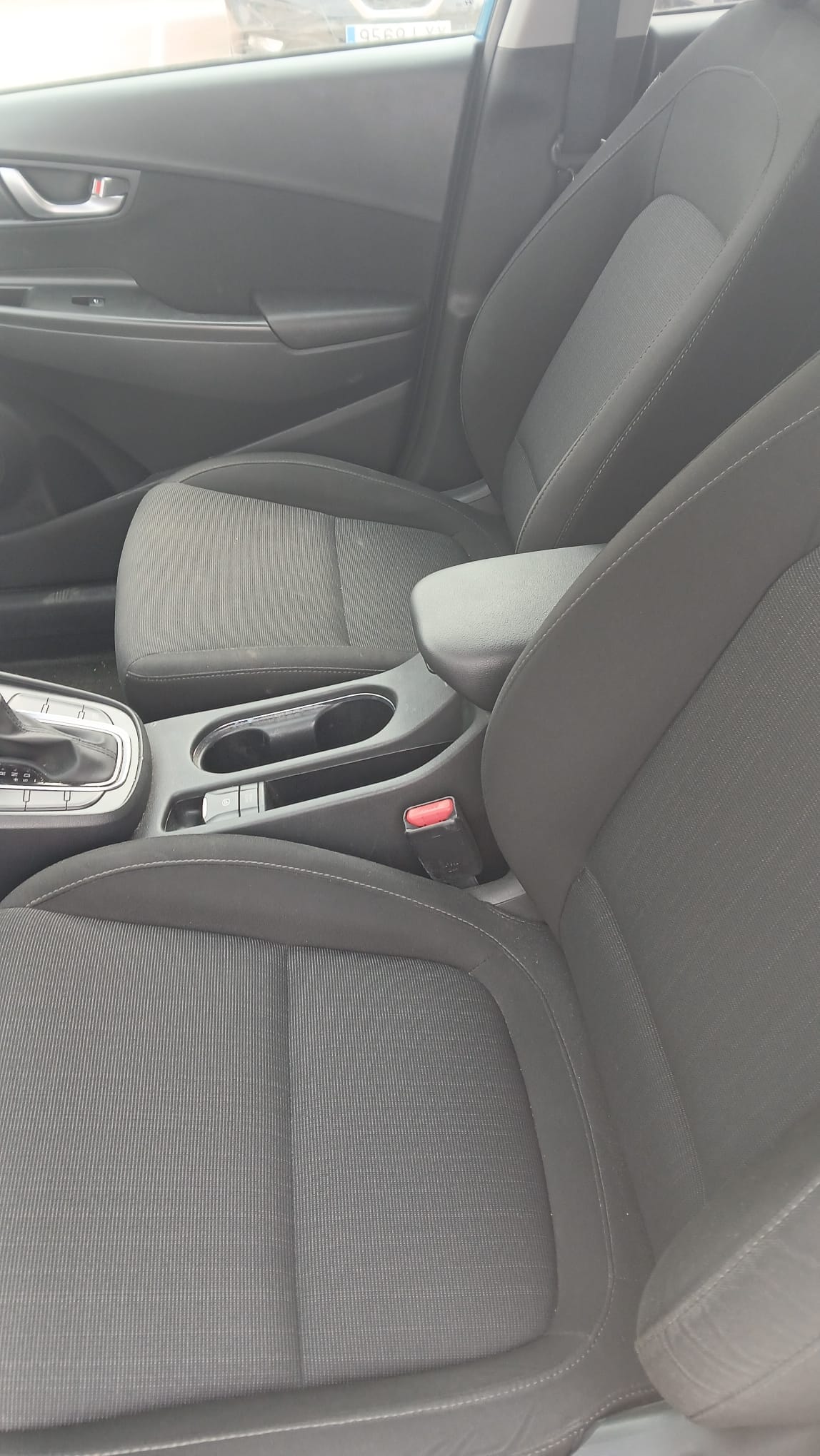 Hyundai Kona Híbrido N Line ECOLÓGICO Y CAJA AUTOMÁTICA 66.000km con Audio Bluetooth