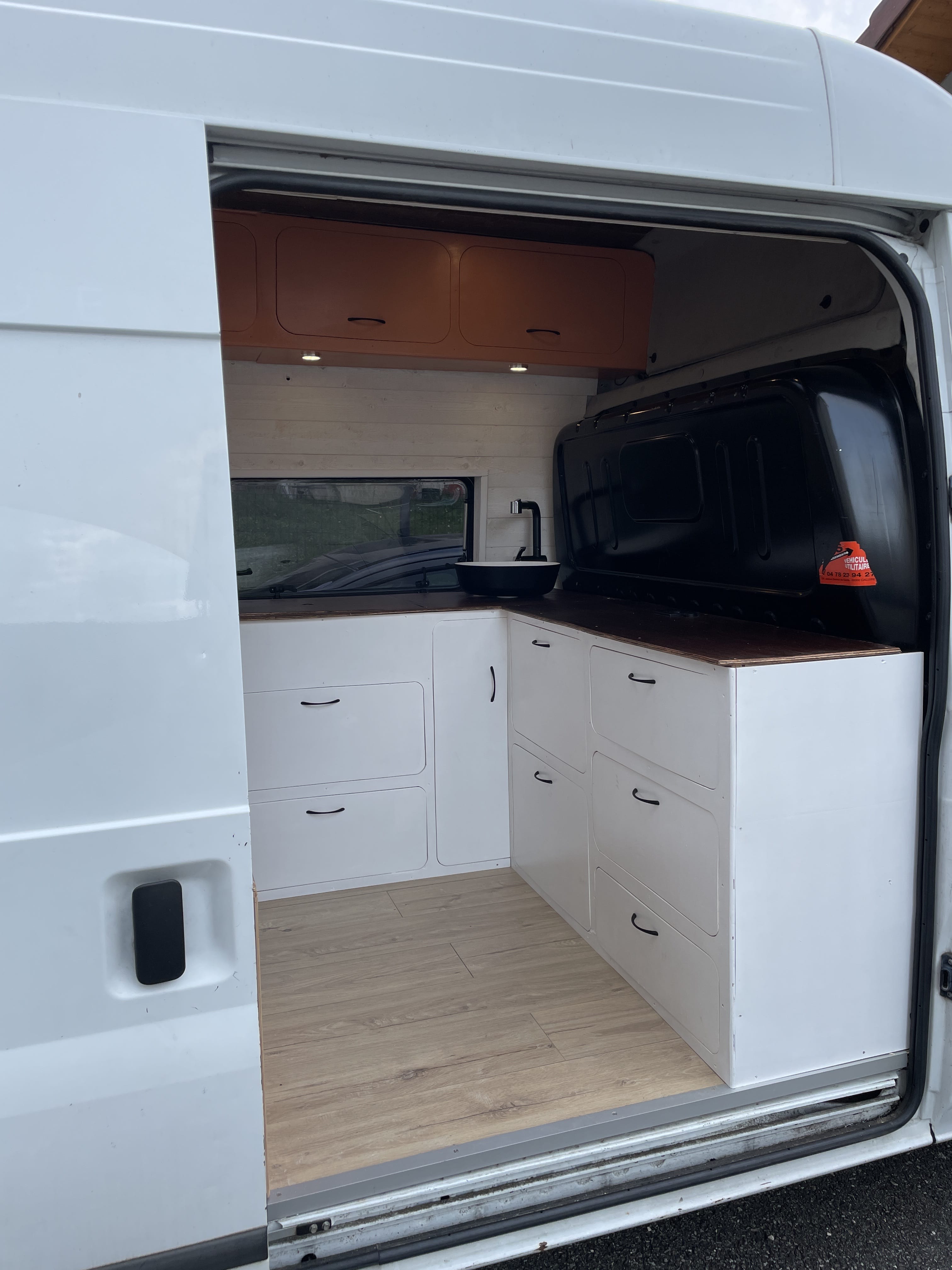 Ford Transit Fourgon avec Entrée audio / iPod