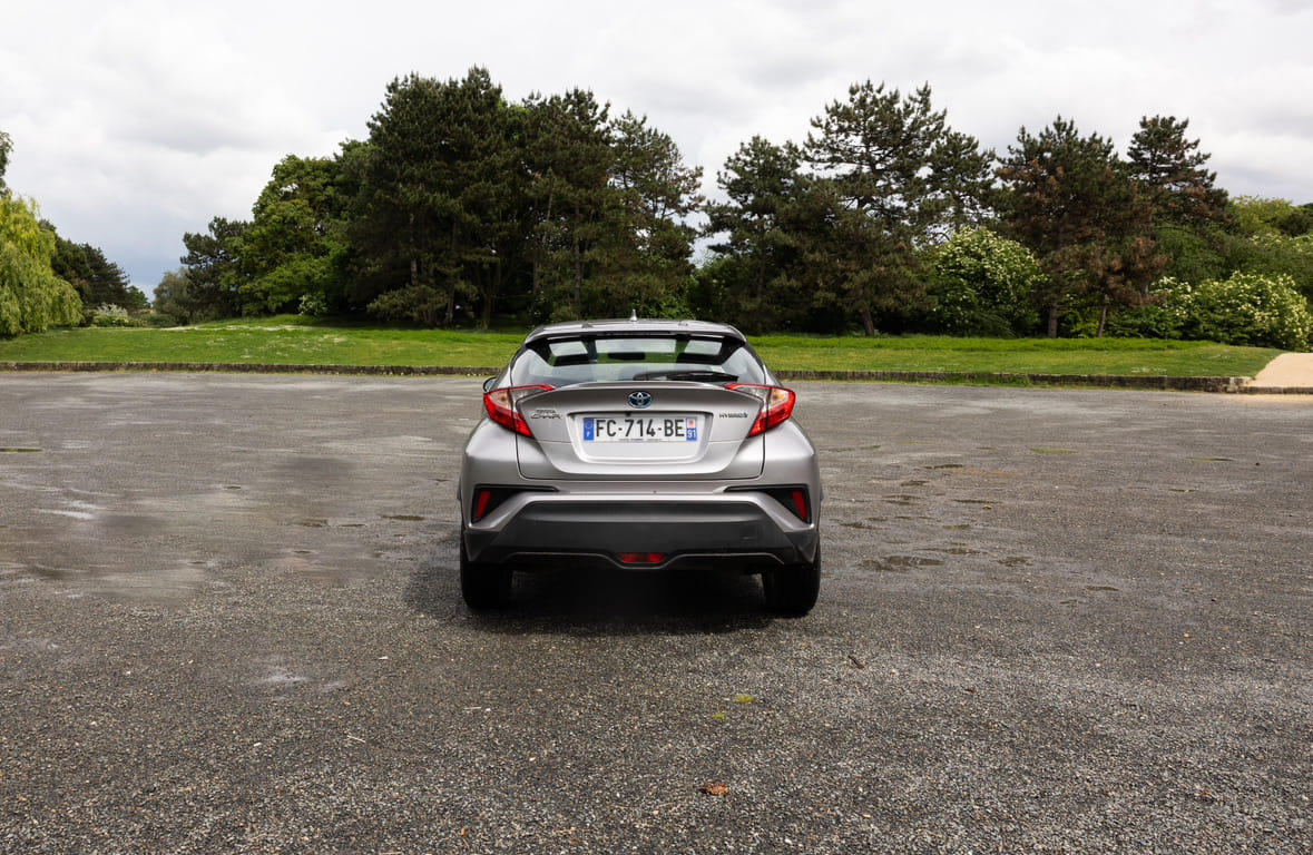 Toyota C-HR Hybrid avec Climatisation