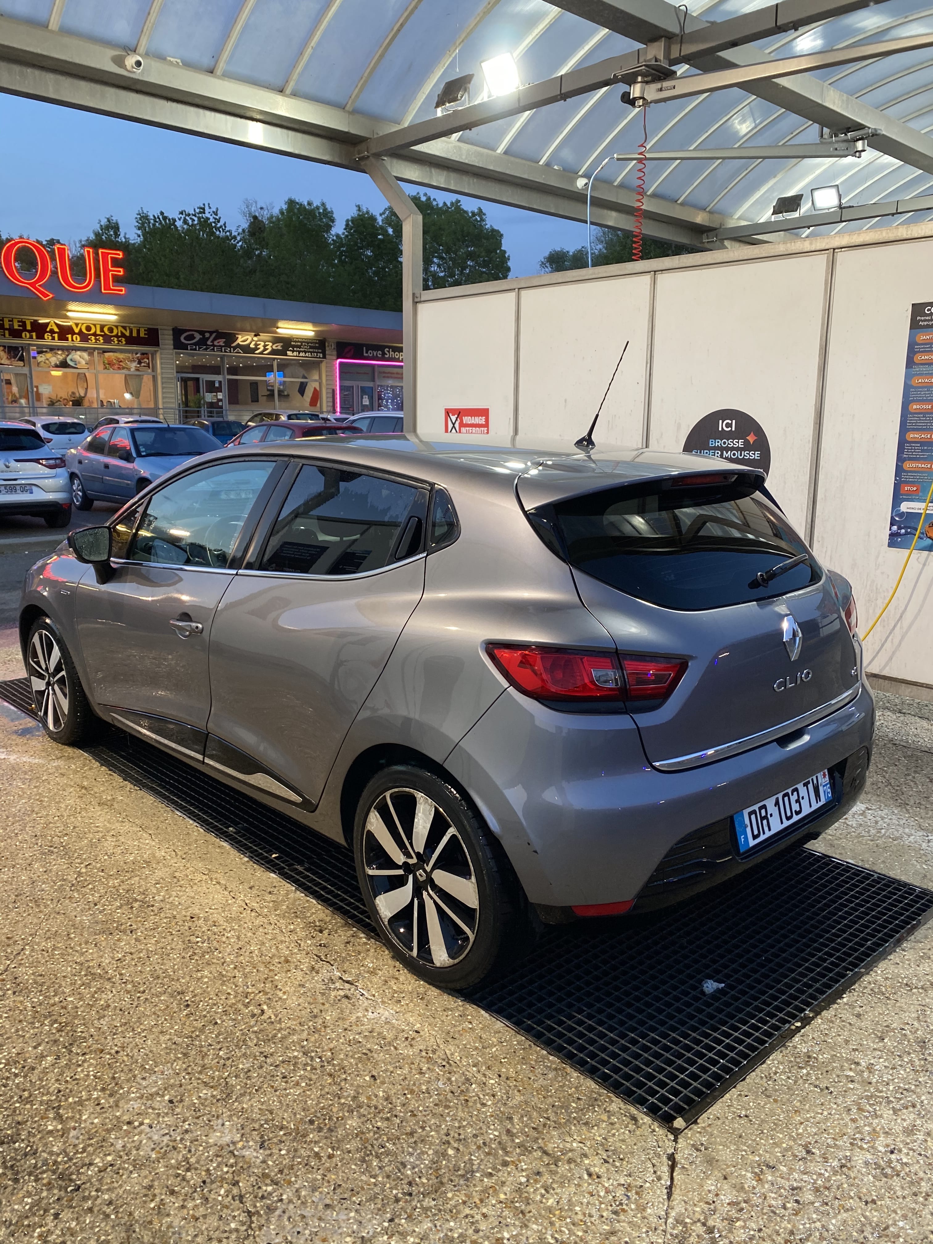 Renault Clio avec Climatisation
