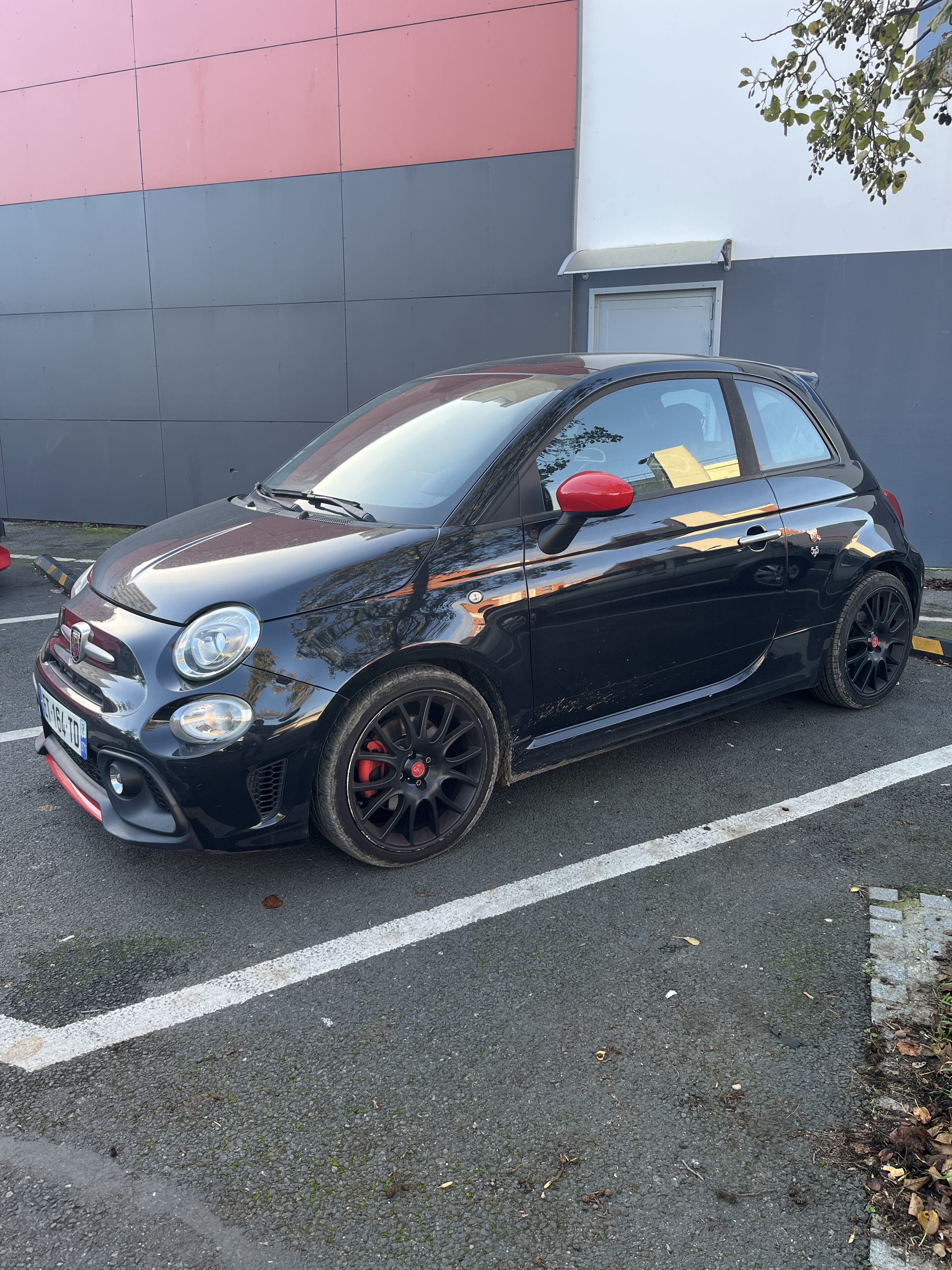 Fiat 500 Abarth, 2018, Essence 98