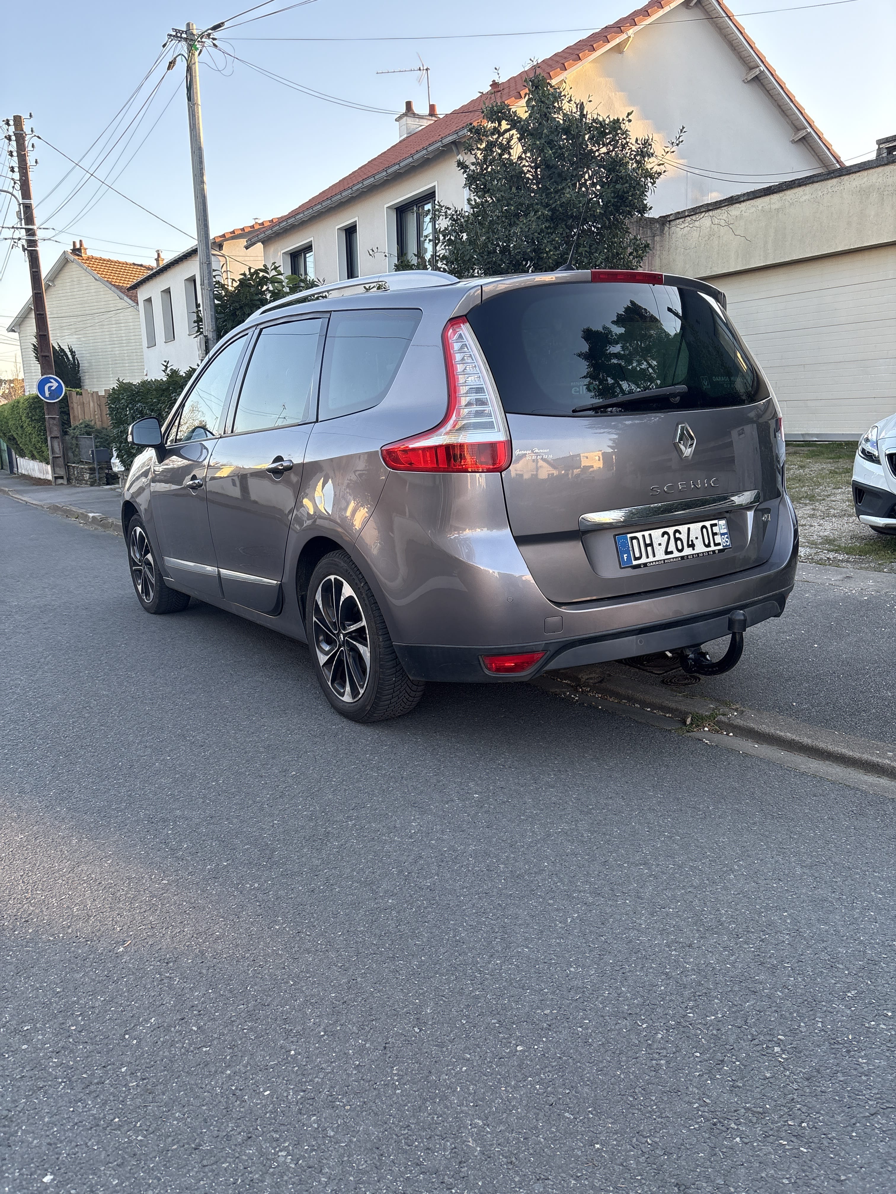 Renault Scenic avec Caméra de recul