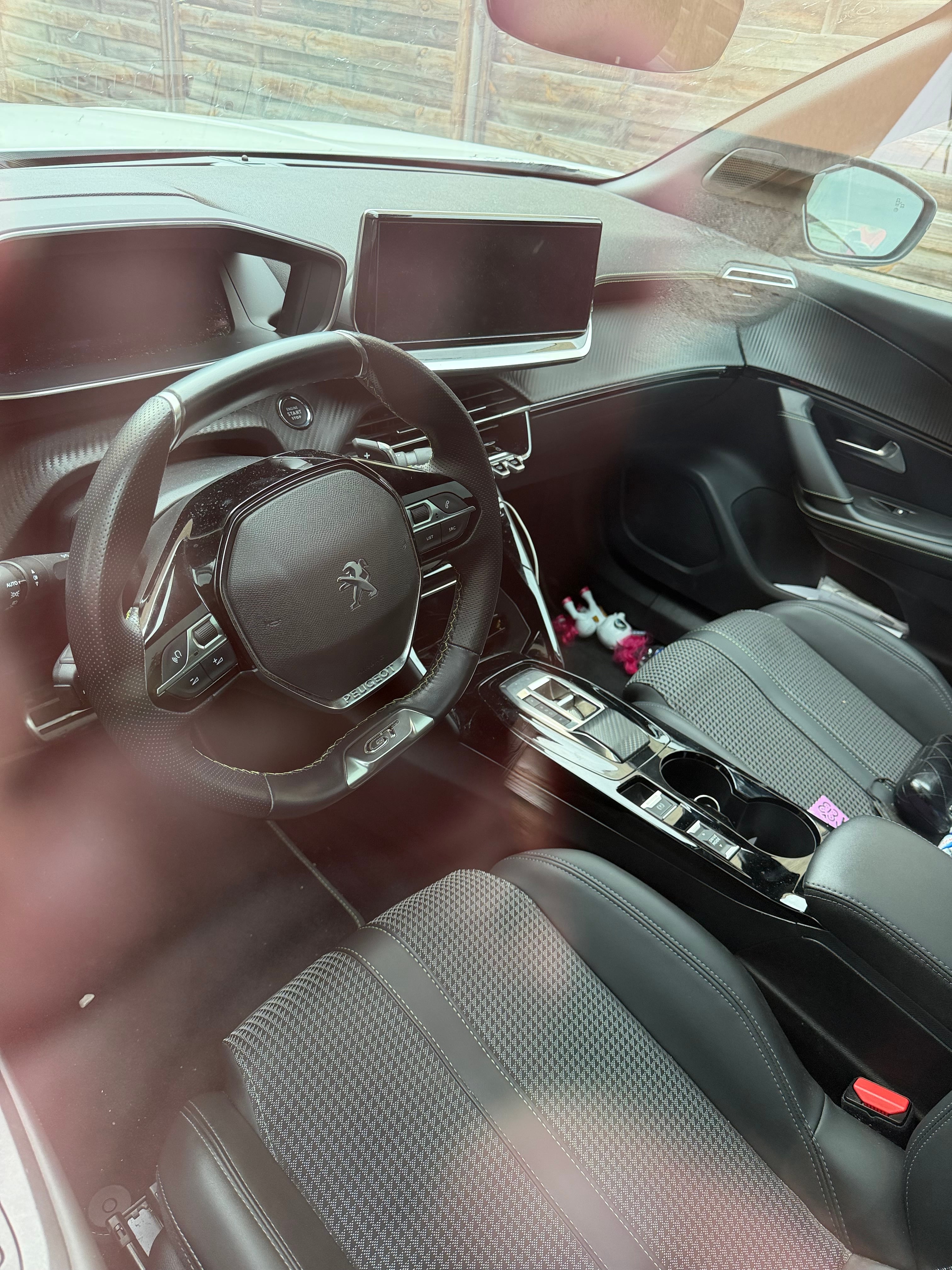 Peugeot 2008 avec GPS