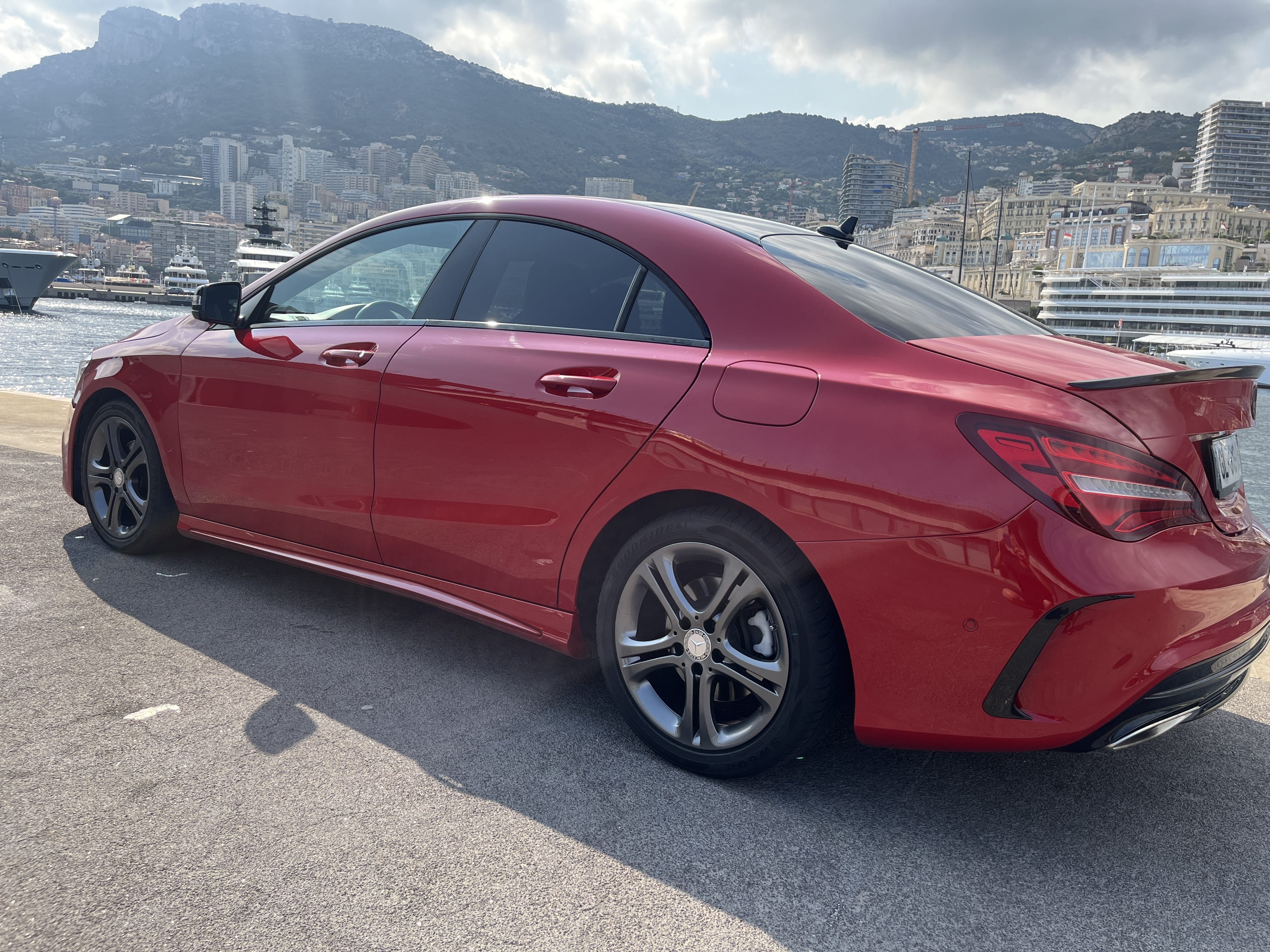 Mercedes-Benz CLA 200 avec Audio Bluetooth