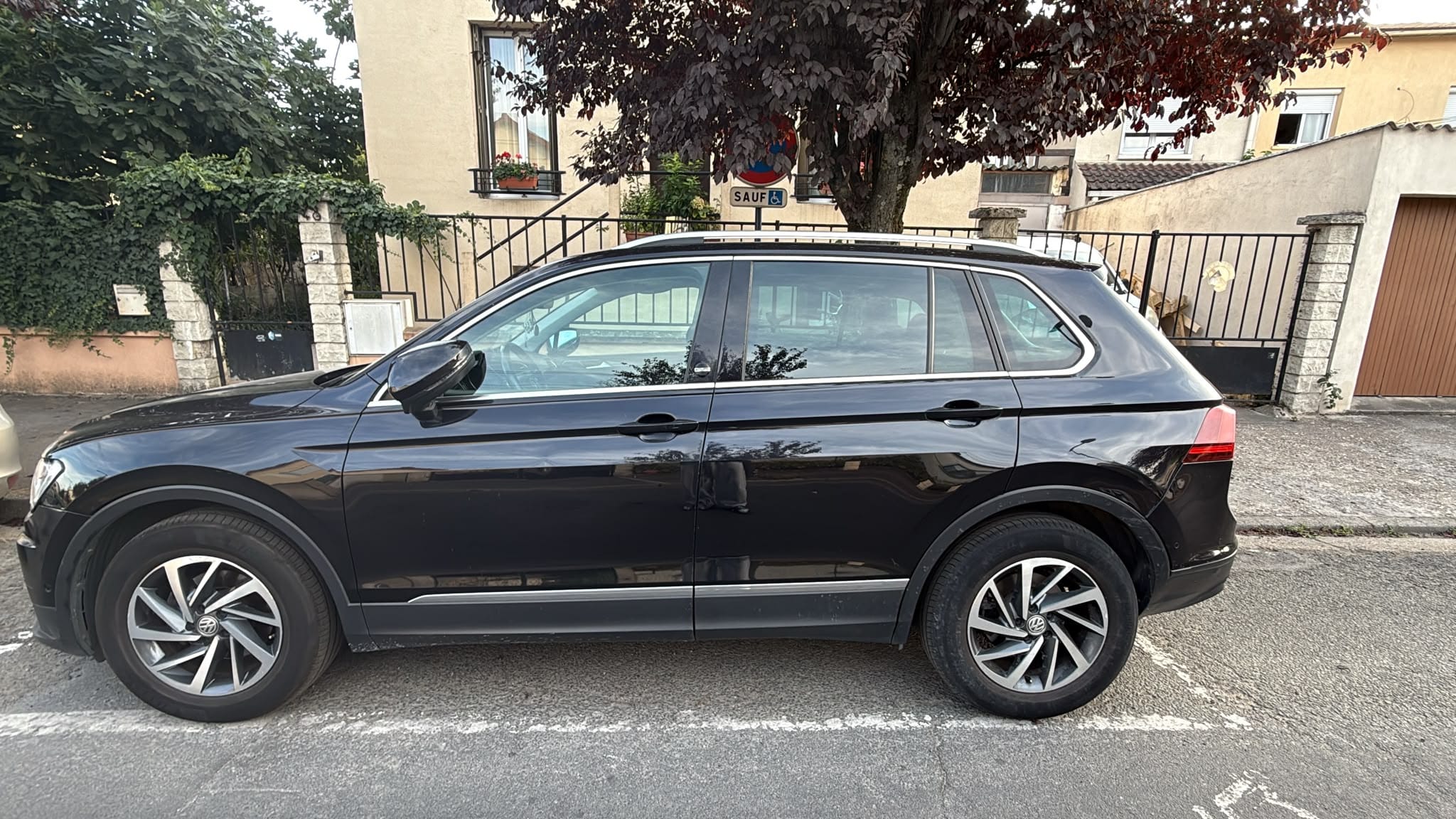Volkswagen Tiguan avec Climatisation