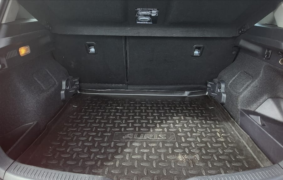 Toyota Auris 1,8 Automat, Bensin, Drivstoffvennlig med Lydinngang