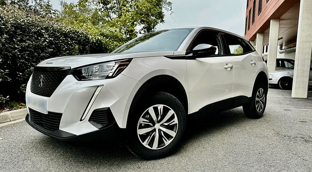 Peugeot 2008, 2023, Essence 95