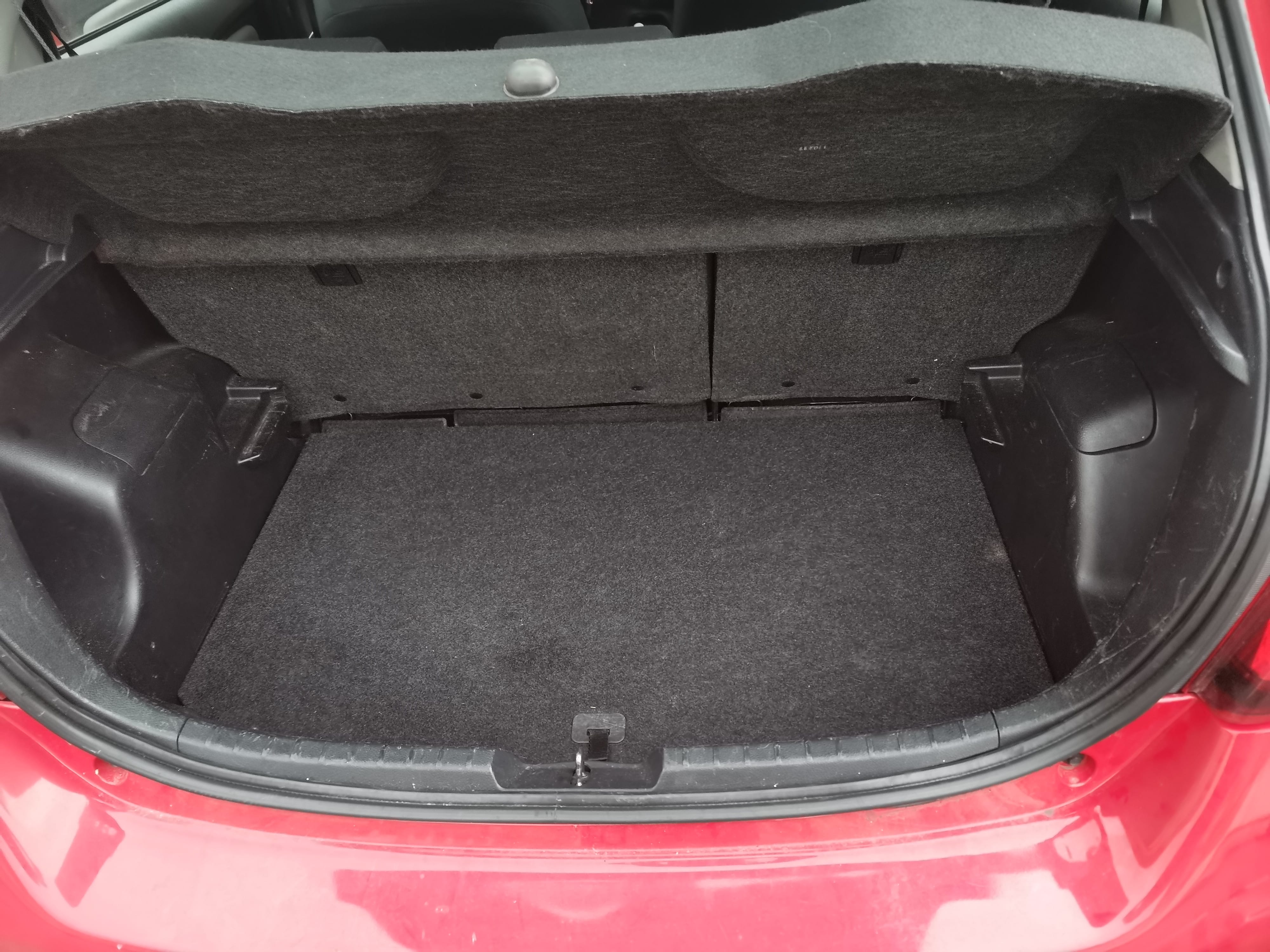 Toyota Yaris avec Entrée audio / iPod