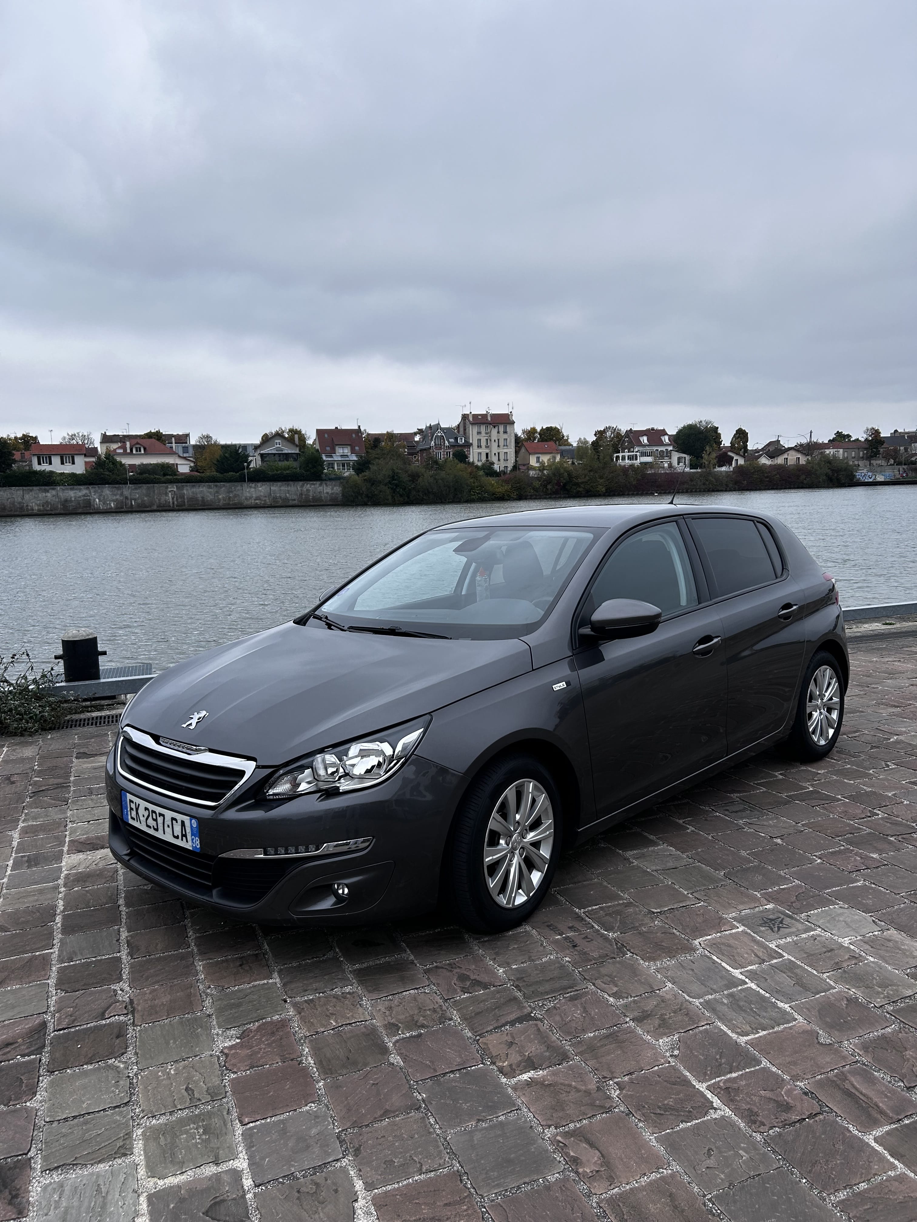 Peugeot 308, 2017, Essence 95