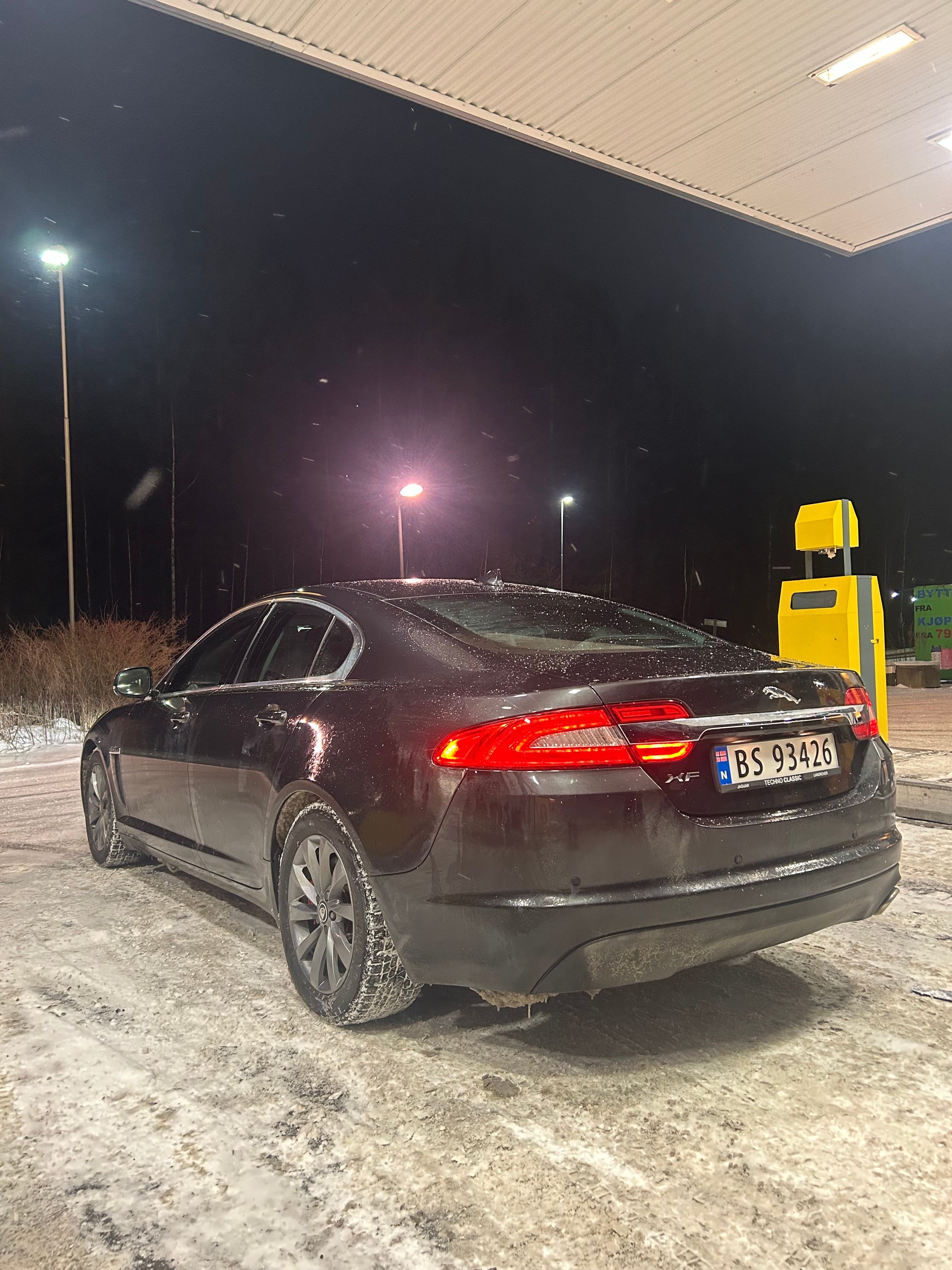 Jaguar XF 2.2L med GPS