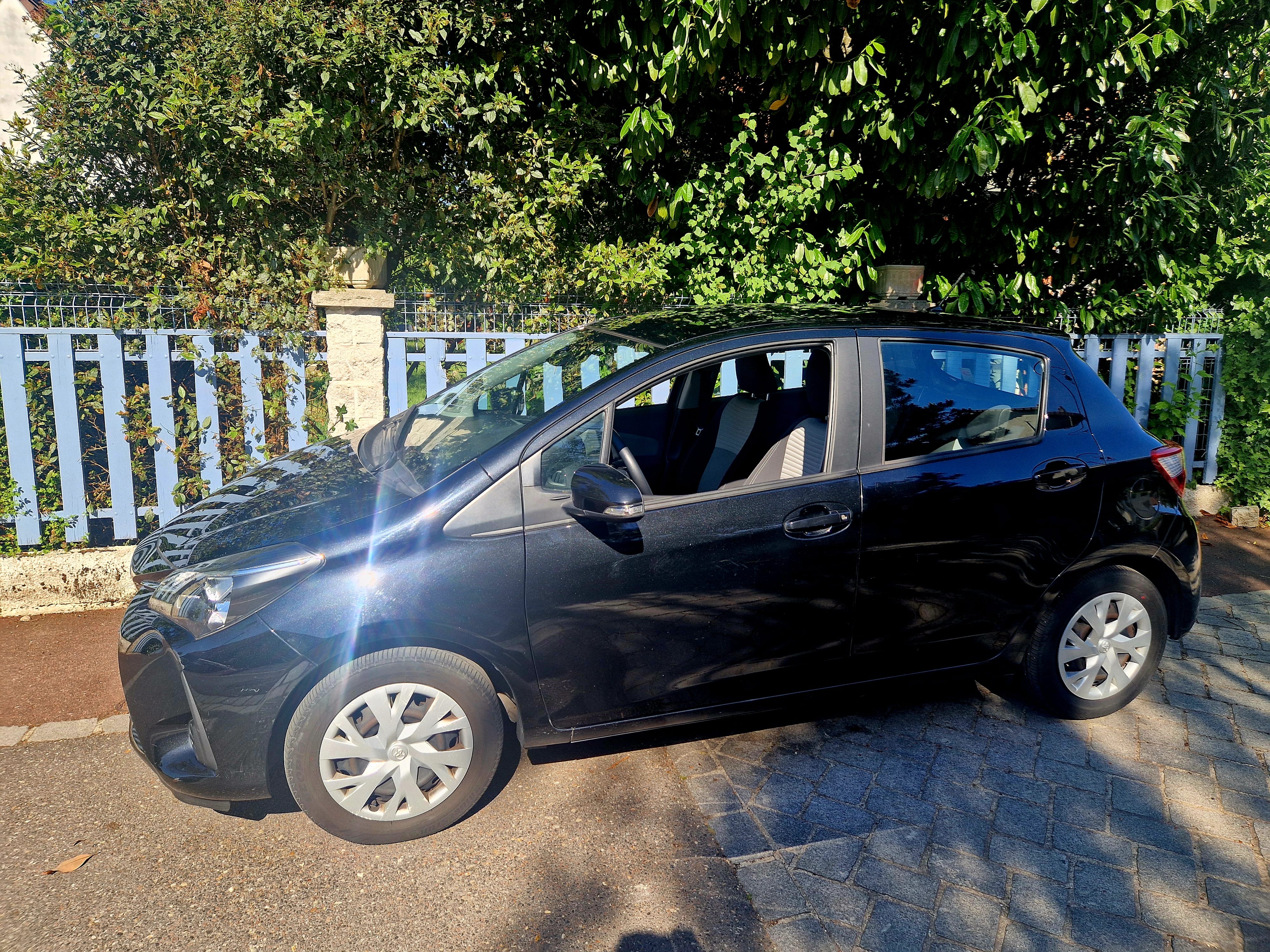 Toyota Yaris 1.0 VVTI 70 France Connect avec Audio Bluetooth