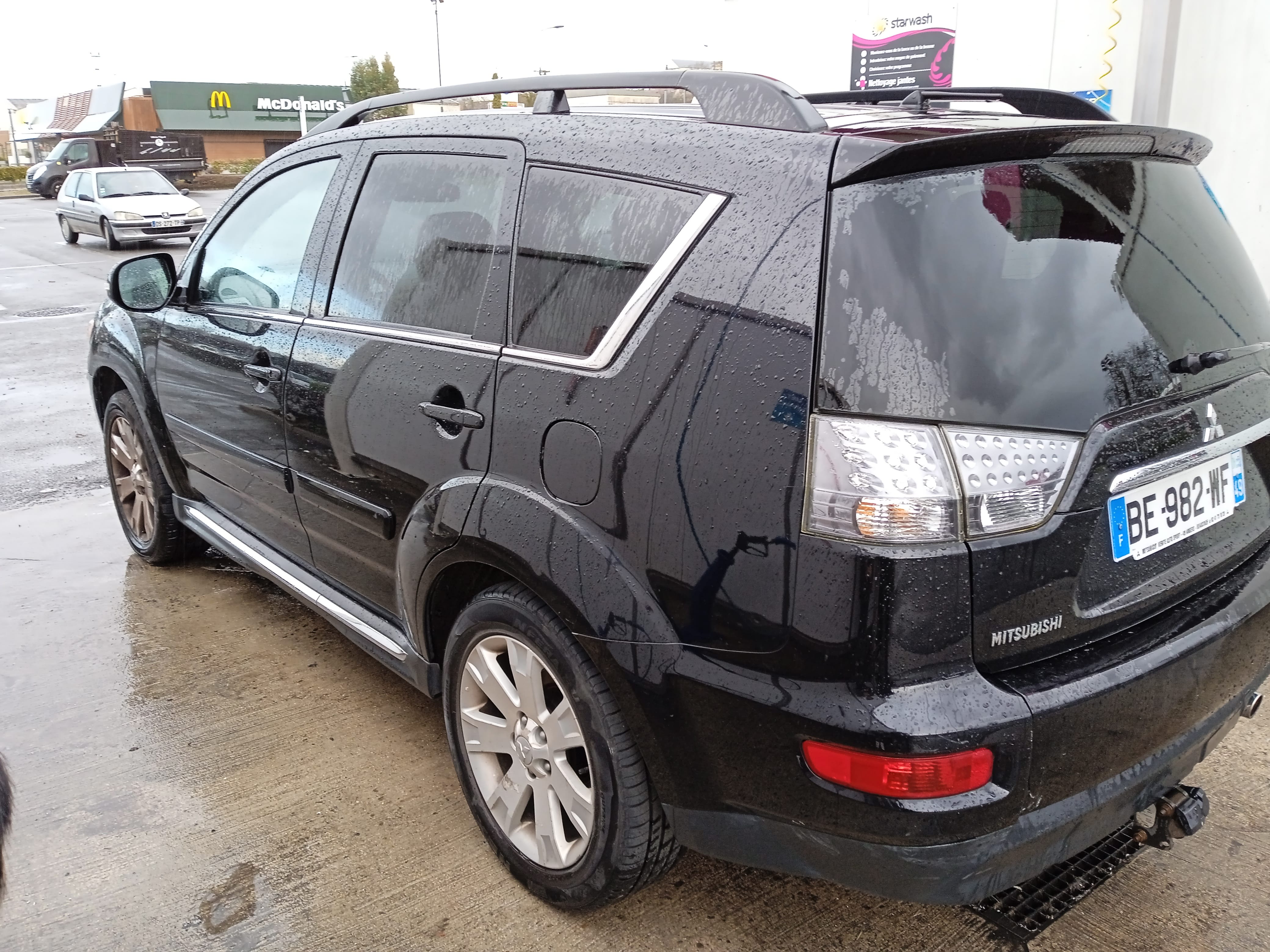 Mitsubishi Outlander avec GPS