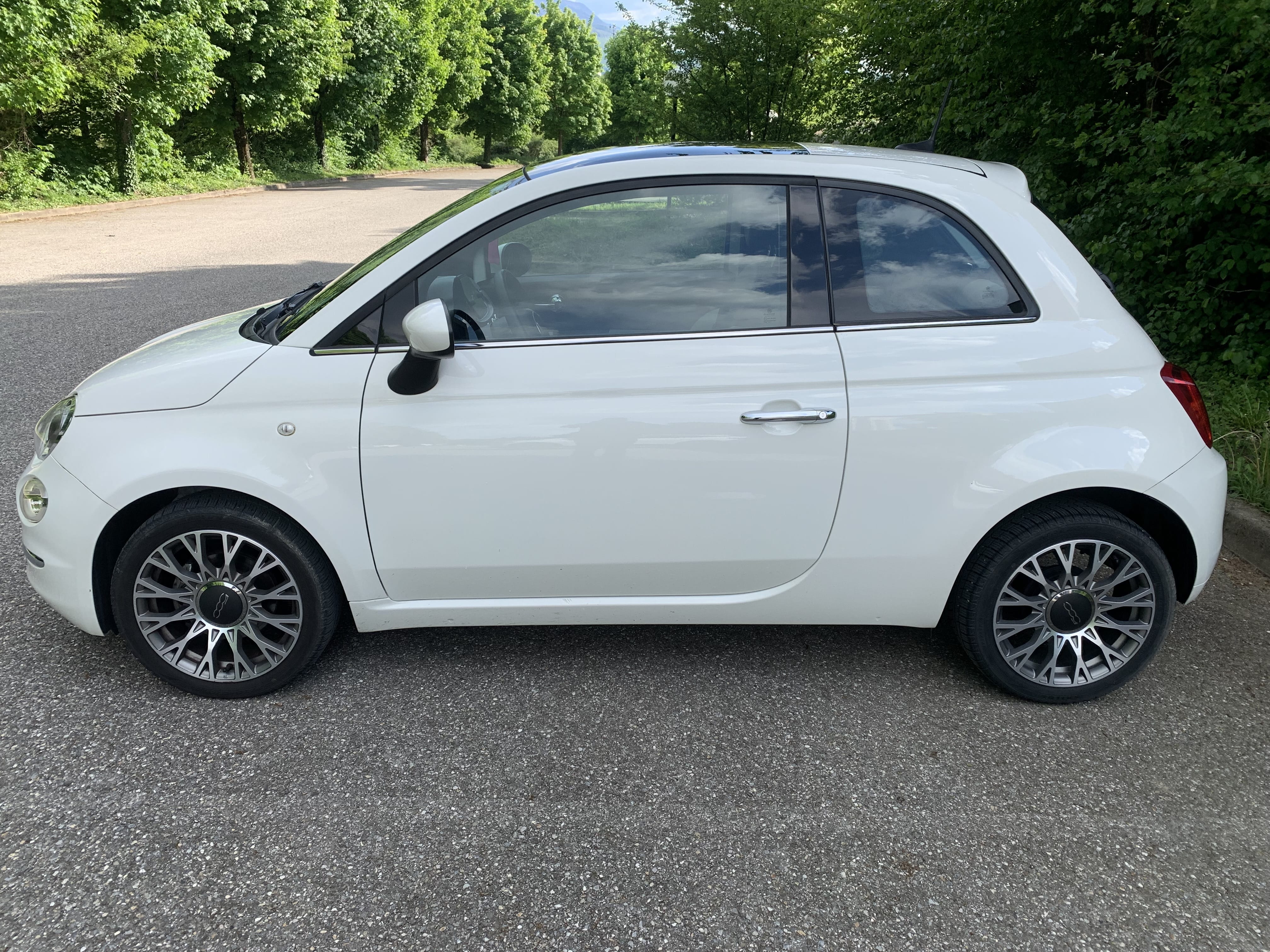 Fiat 500 Hybride Star »toit panoramique avec GPS