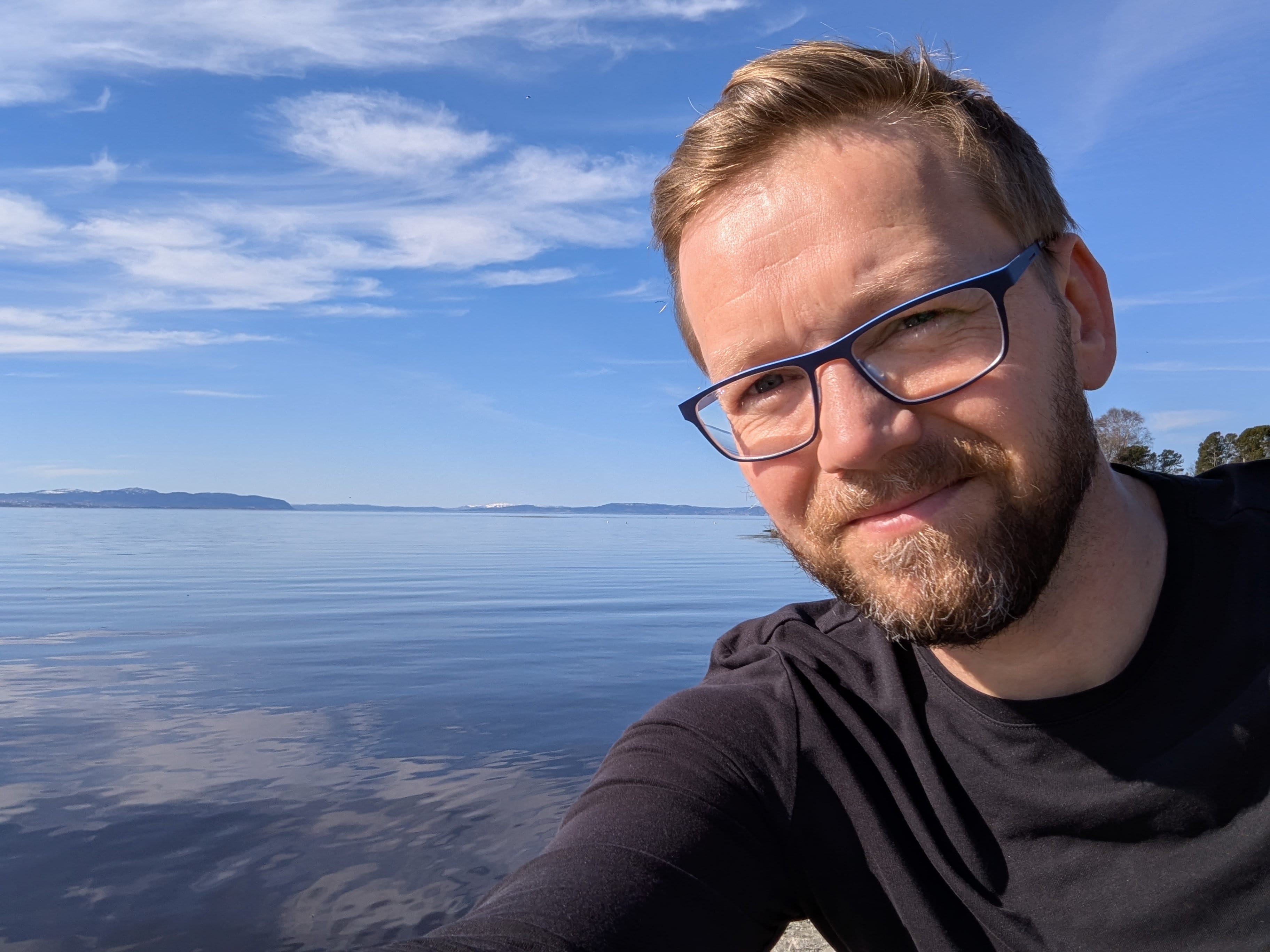 Einar