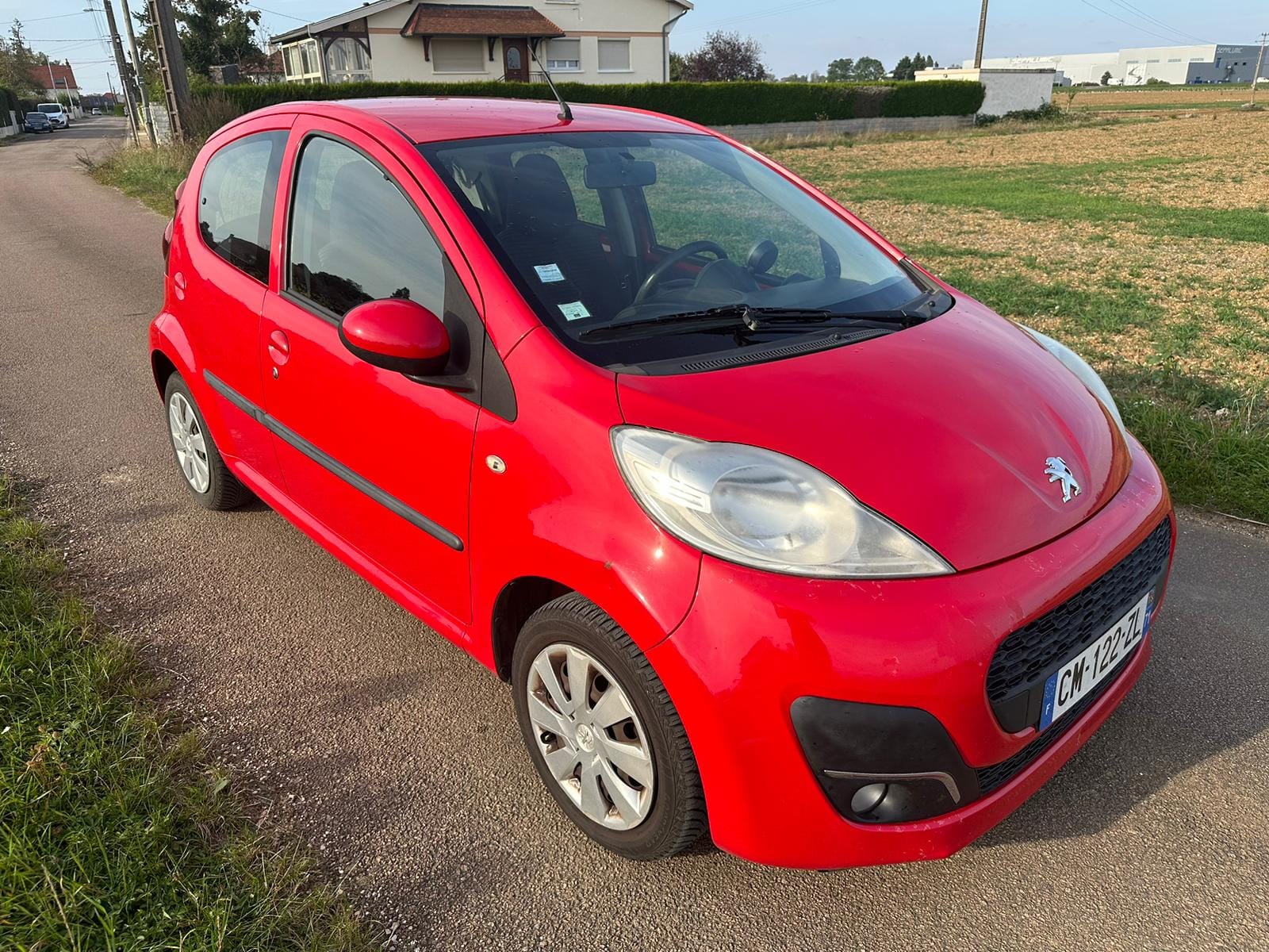 Peugeot 107 GARE SNCF avec Climatisation