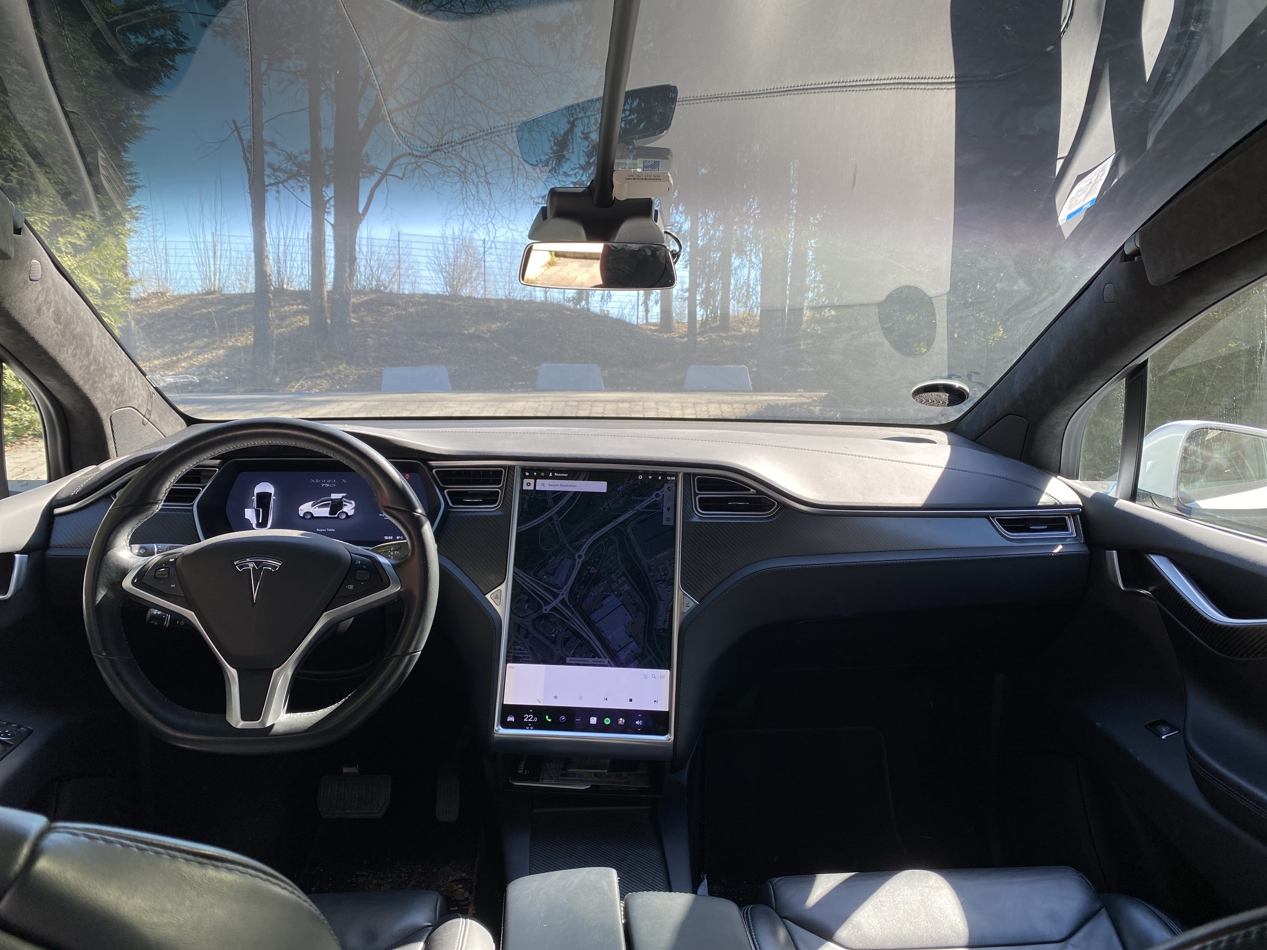 Tesla Model X med Cruisekontroll