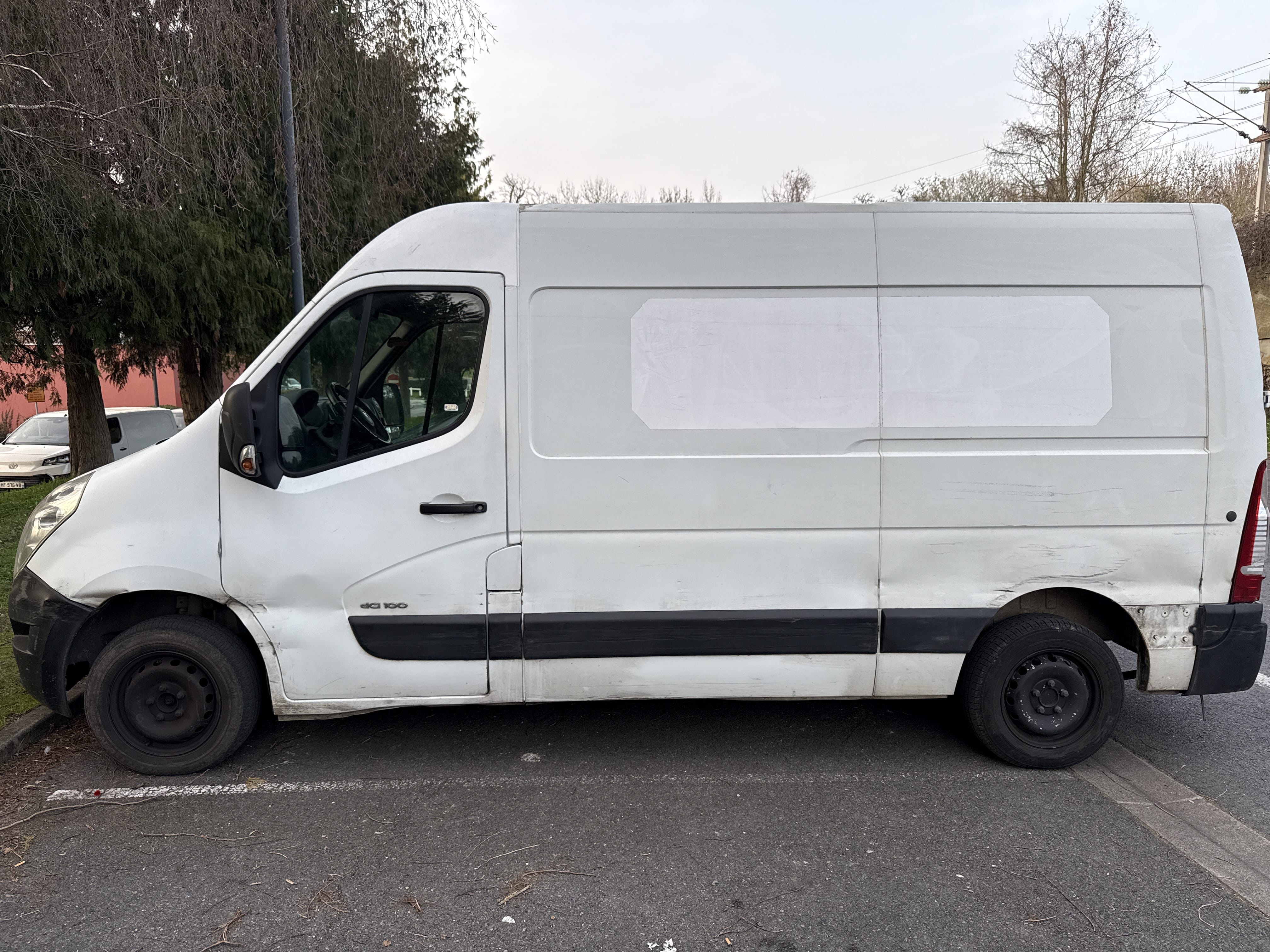 Renault Master DCI 100 L2H2 avec Régulateur de vitesse